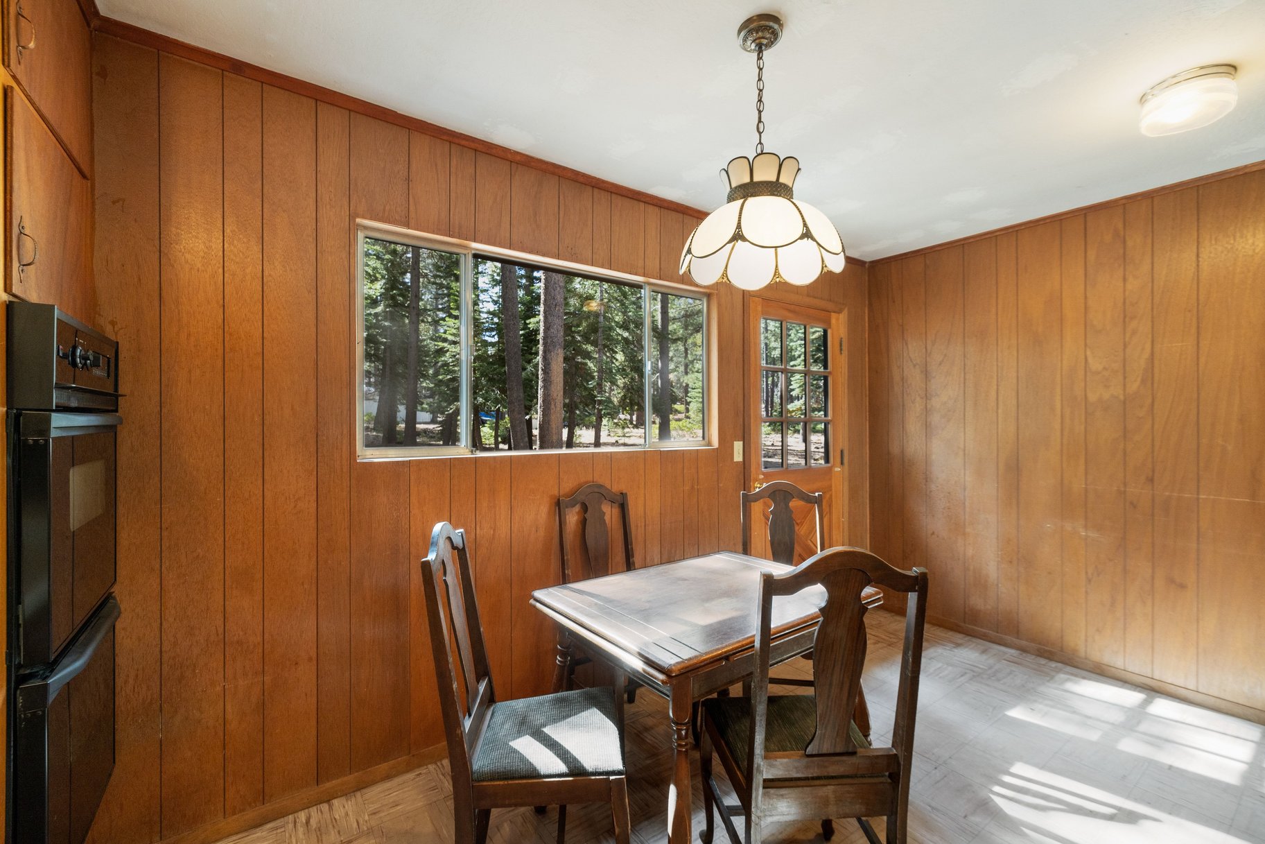  Charming Tahoe Cabin Beside Forest Service Land—Your Mountain Getaway Awaits - 物件實景