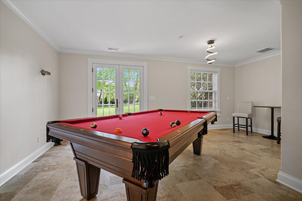 Bloomington, Illinois, 61704, United States, 4 Bedrooms Bedrooms, ,7 BathroomsBathrooms,Residential,For Sale,1941288