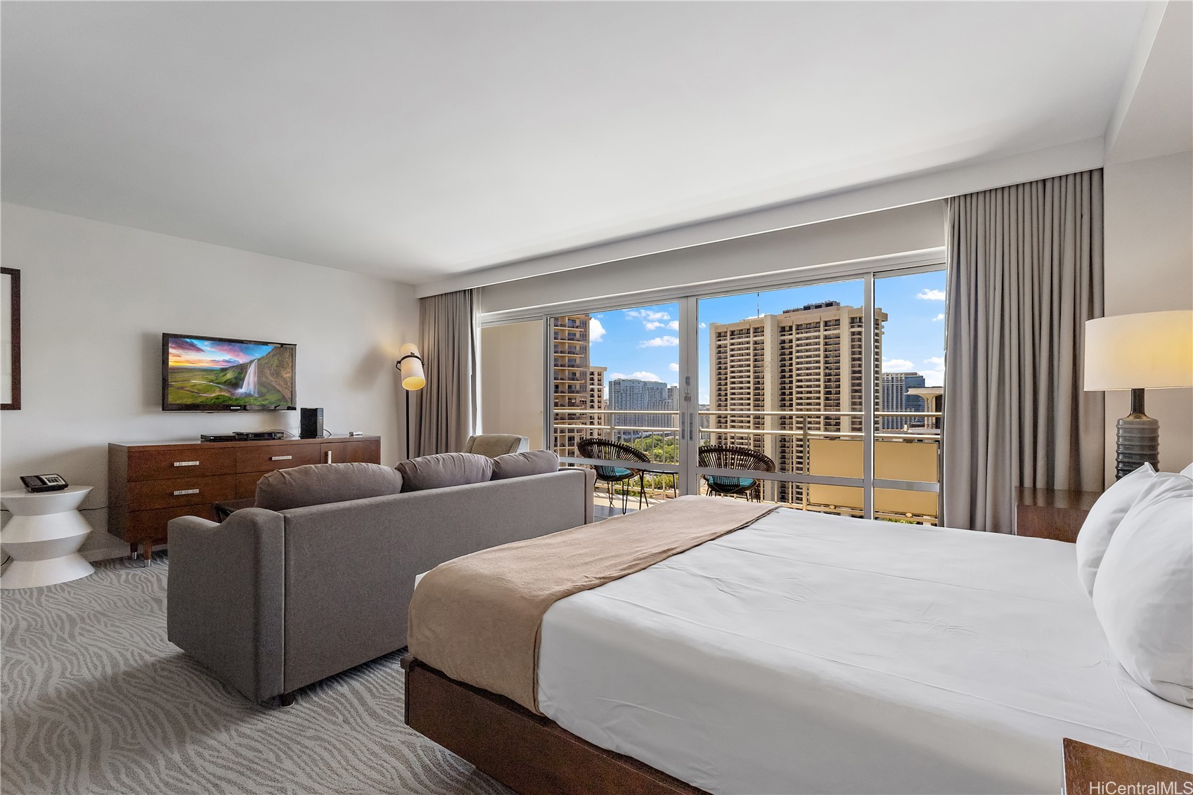 Honolulu, Hawaii, 96815, United States, 1 Bedroom Bedrooms, ,1 BathroomBathrooms,Residential,For Sale,1910953