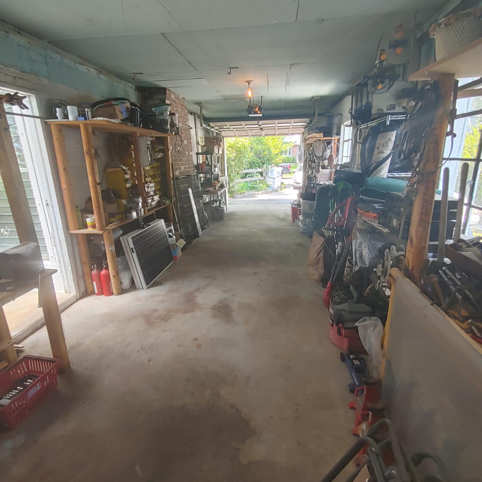 Malverne, New York, 11565, United States, 4 Bedrooms Bedrooms, ,2 BathroomsBathrooms,Residential,For Sale,1907627