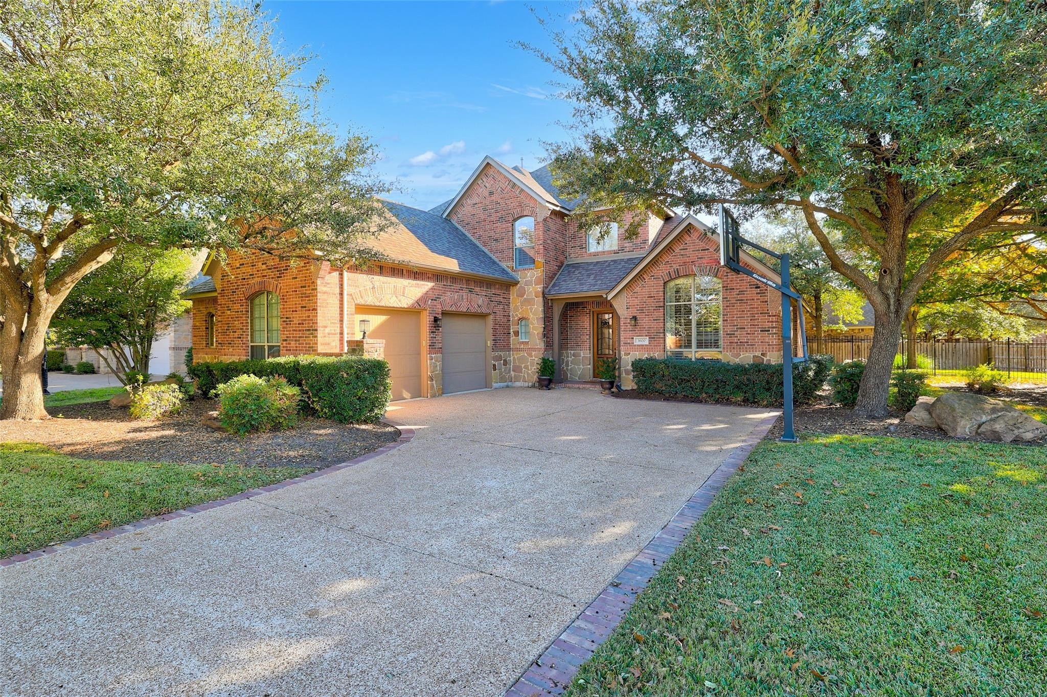 Round Rock, Texas, 78681, United States, 5 Bedrooms Bedrooms, ,4 BathroomsBathrooms,Residential,For Sale,2005669