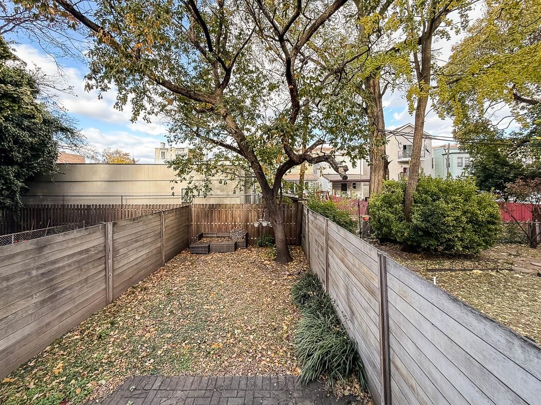 Jersey City, New Jersey, 07304, United States, 4 Bedrooms Bedrooms, ,2 BathroomsBathrooms,Residential,For Sale,1989150