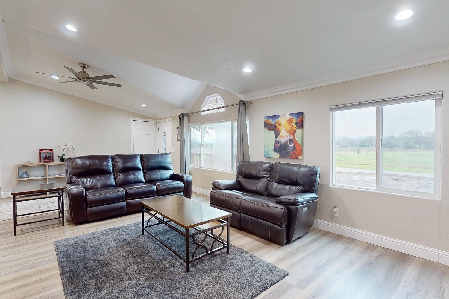 Oroville, California, 95966, United States, 2 Bedrooms Bedrooms, ,2 BathroomsBathrooms,Residential,For Sale,2008173