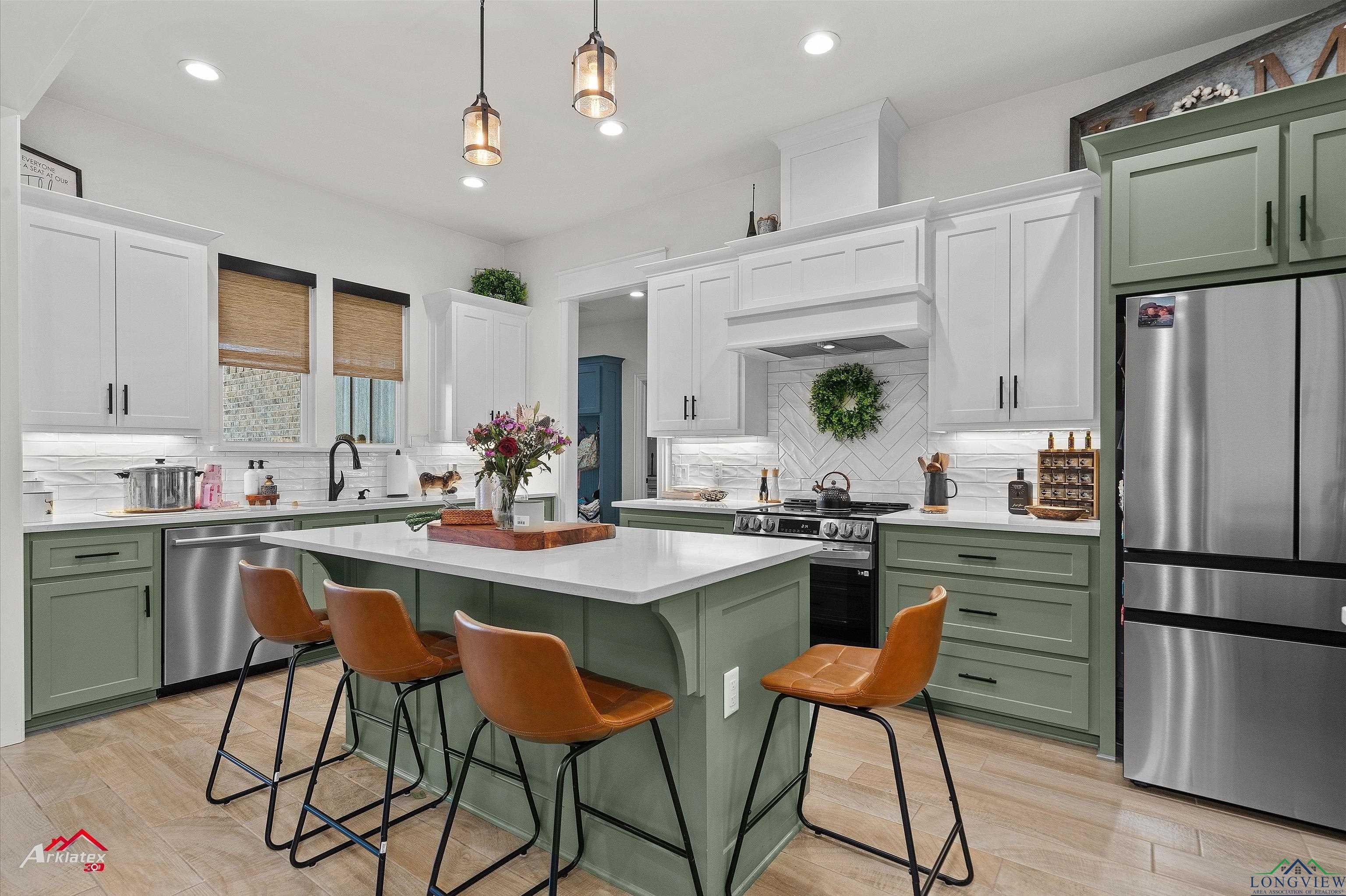 Hallsville, Texas, 75650-3511, United States, 4 Bedrooms Bedrooms, ,3 BathroomsBathrooms,Residential,For Sale,1980280