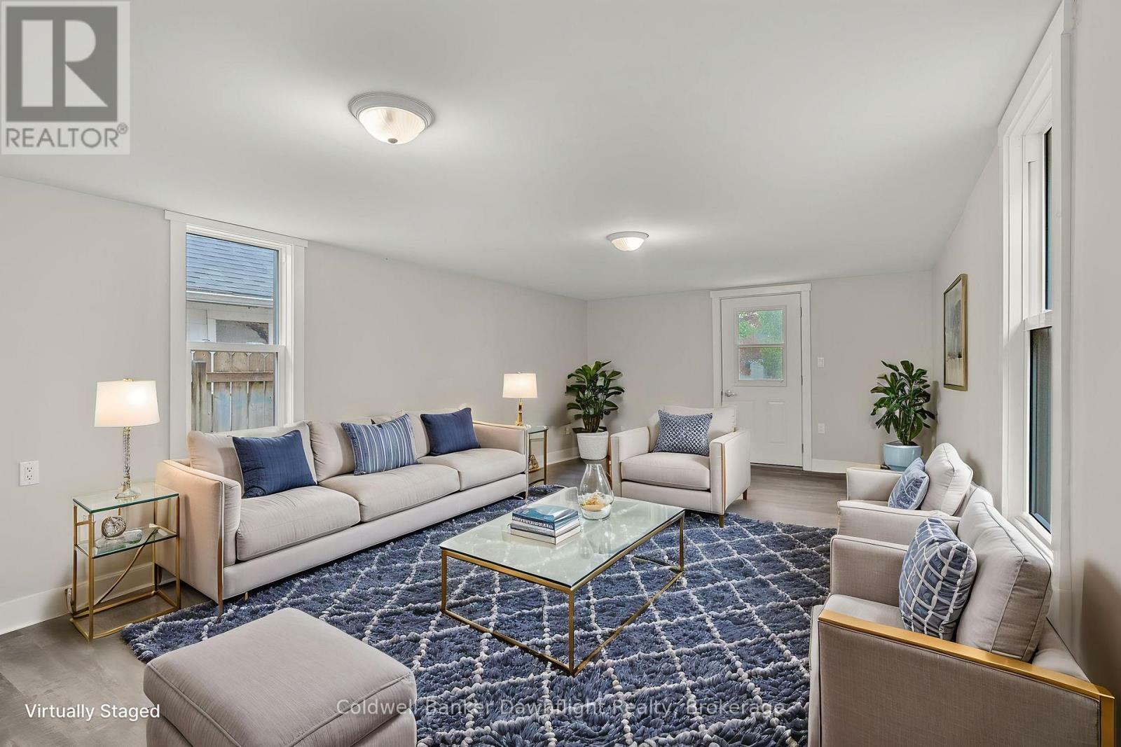 HURON EAST (SEAFORTH), Ontario, N0K 1W0, CA, 3 Bedrooms Bedrooms, ,2 BathroomsBathrooms,Residential,For Sale,1837892