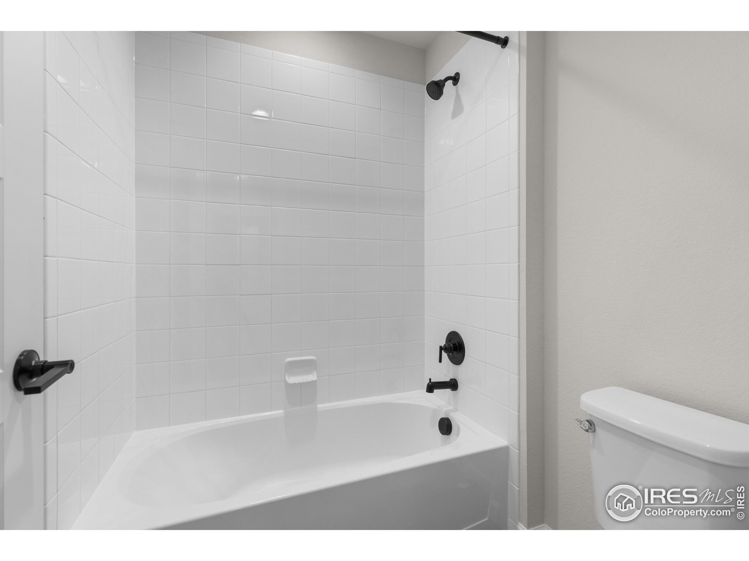 Erie, Colorado, 80516, United States, 5 Bedrooms Bedrooms, ,Residential,For Sale,1907435