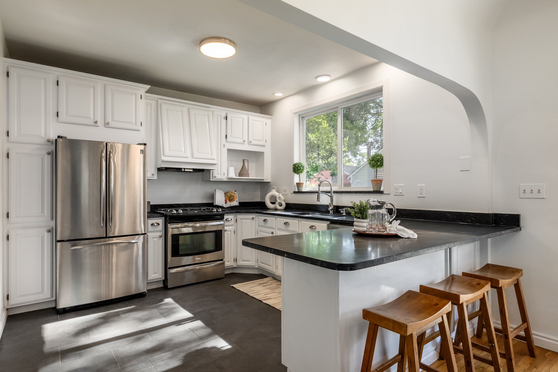  Charming Two-Story Home in the Highly Sought-After Highland Park Neighborhood - 物件實景