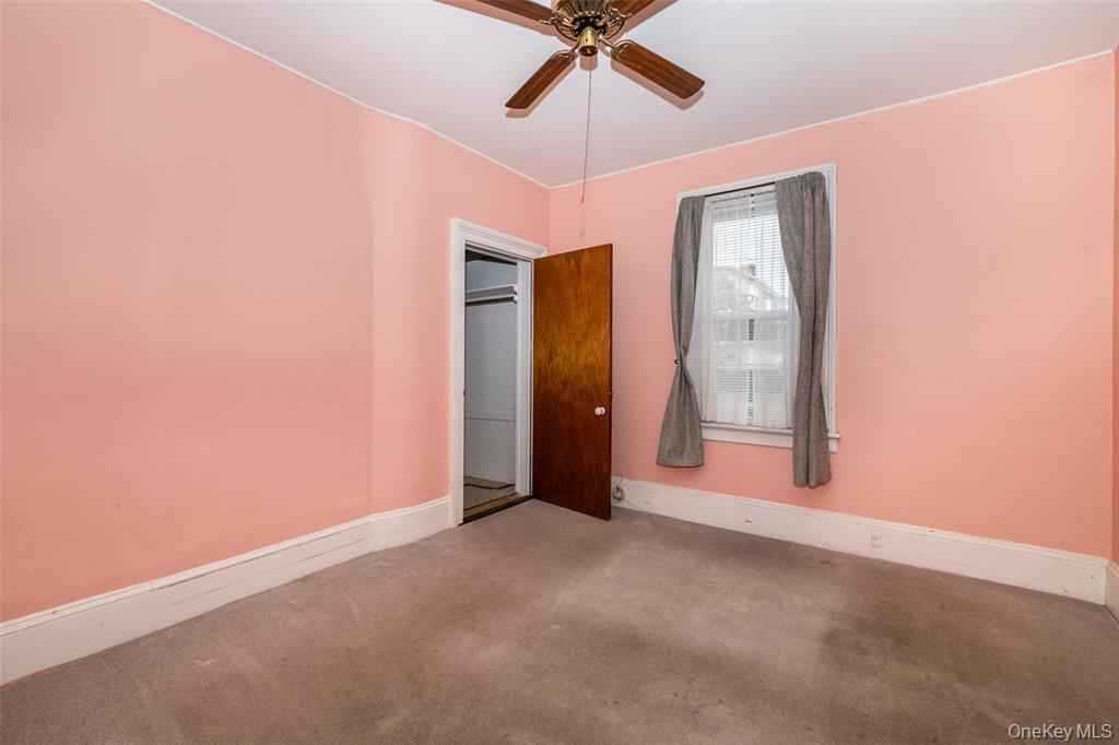 Bronx, New York, 10464, United States, 4 Bedrooms Bedrooms, ,Residential,For Sale,1937282