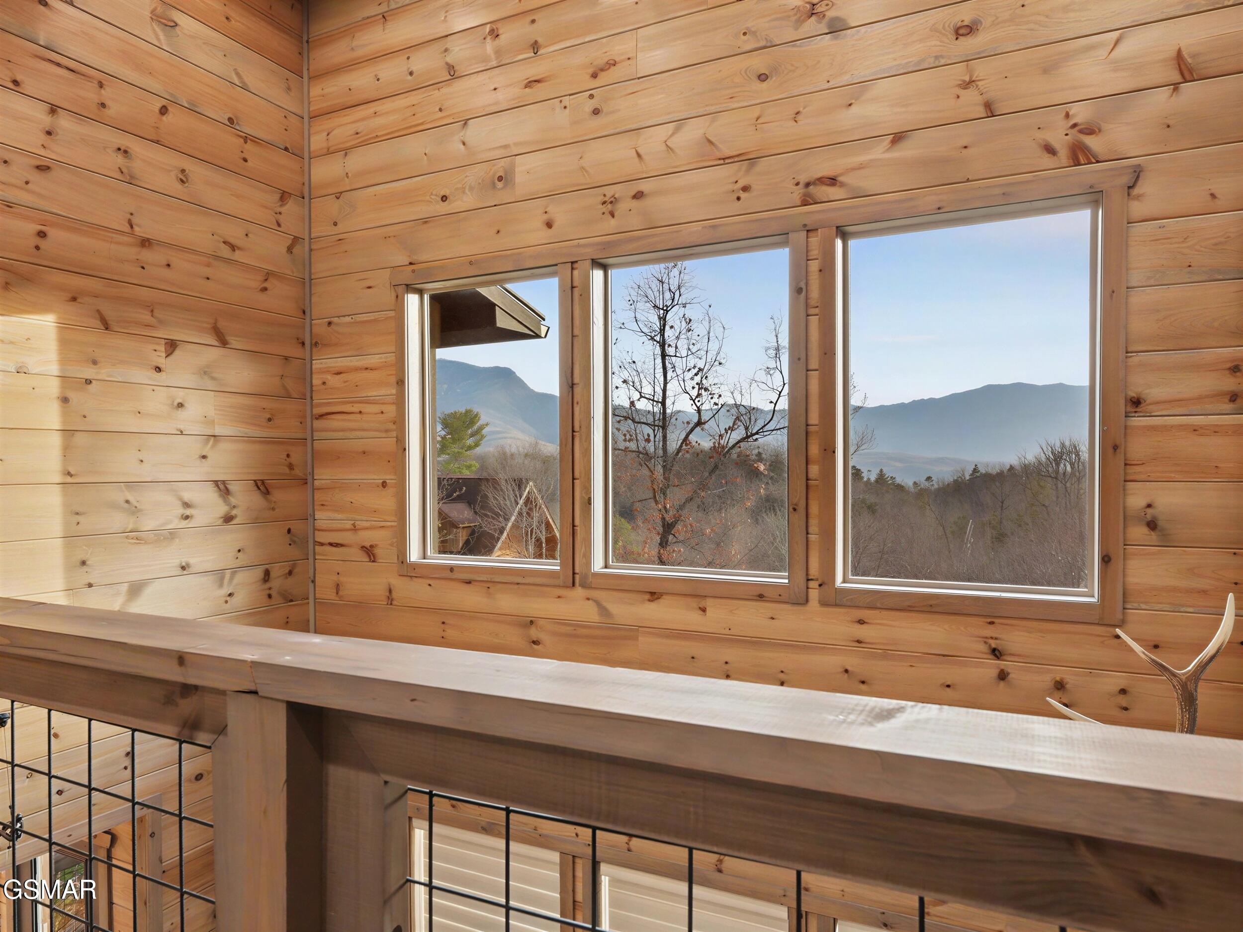 Gatlinburg, Tennessee, 37738, United States, 3 Bedrooms Bedrooms, ,4 BathroomsBathrooms,Residential,For Sale,2012548