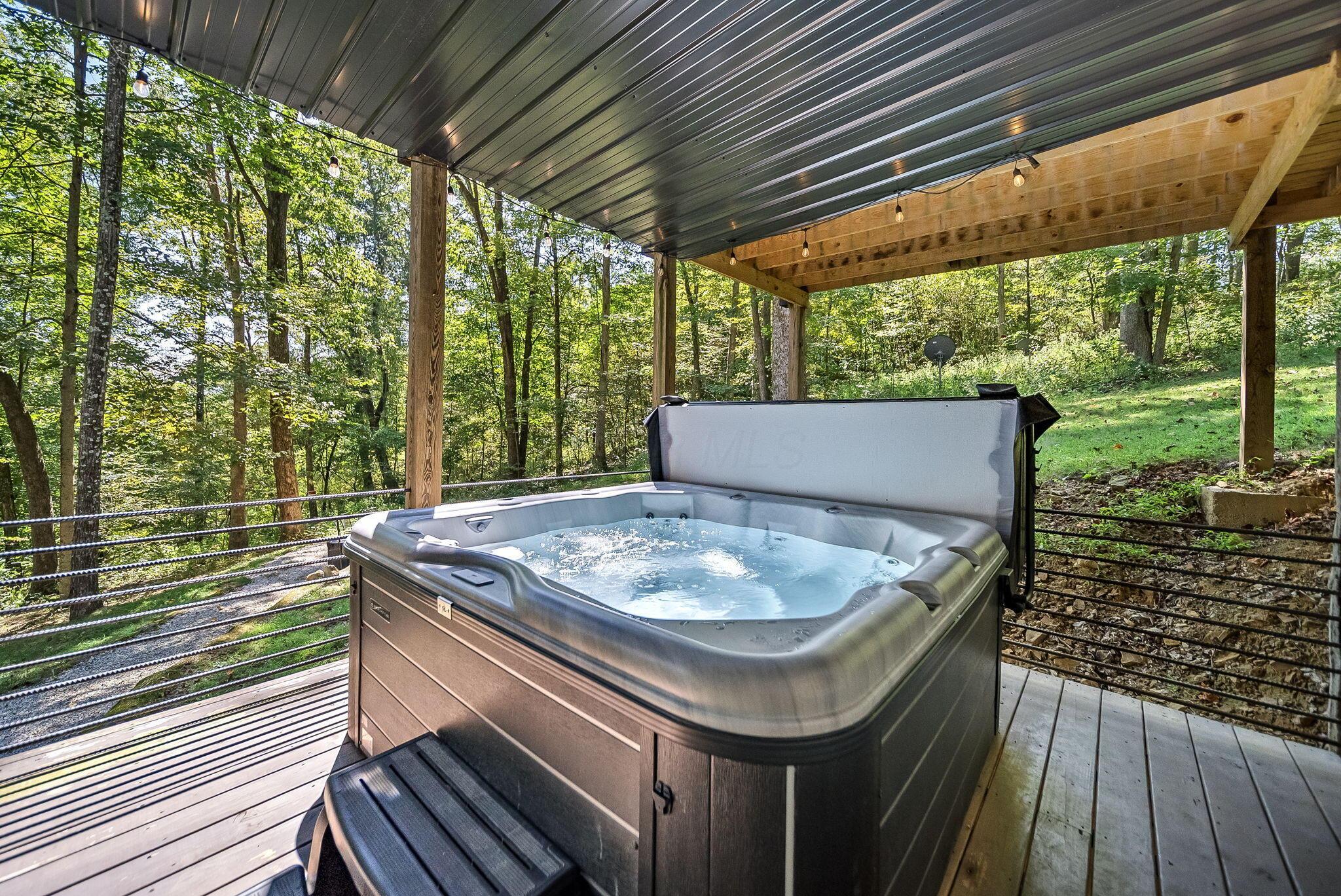Rockbridge, Ohio, 43149, United States, 4 Bedrooms Bedrooms, ,3 BathroomsBathrooms,Residential,For Sale,1947972