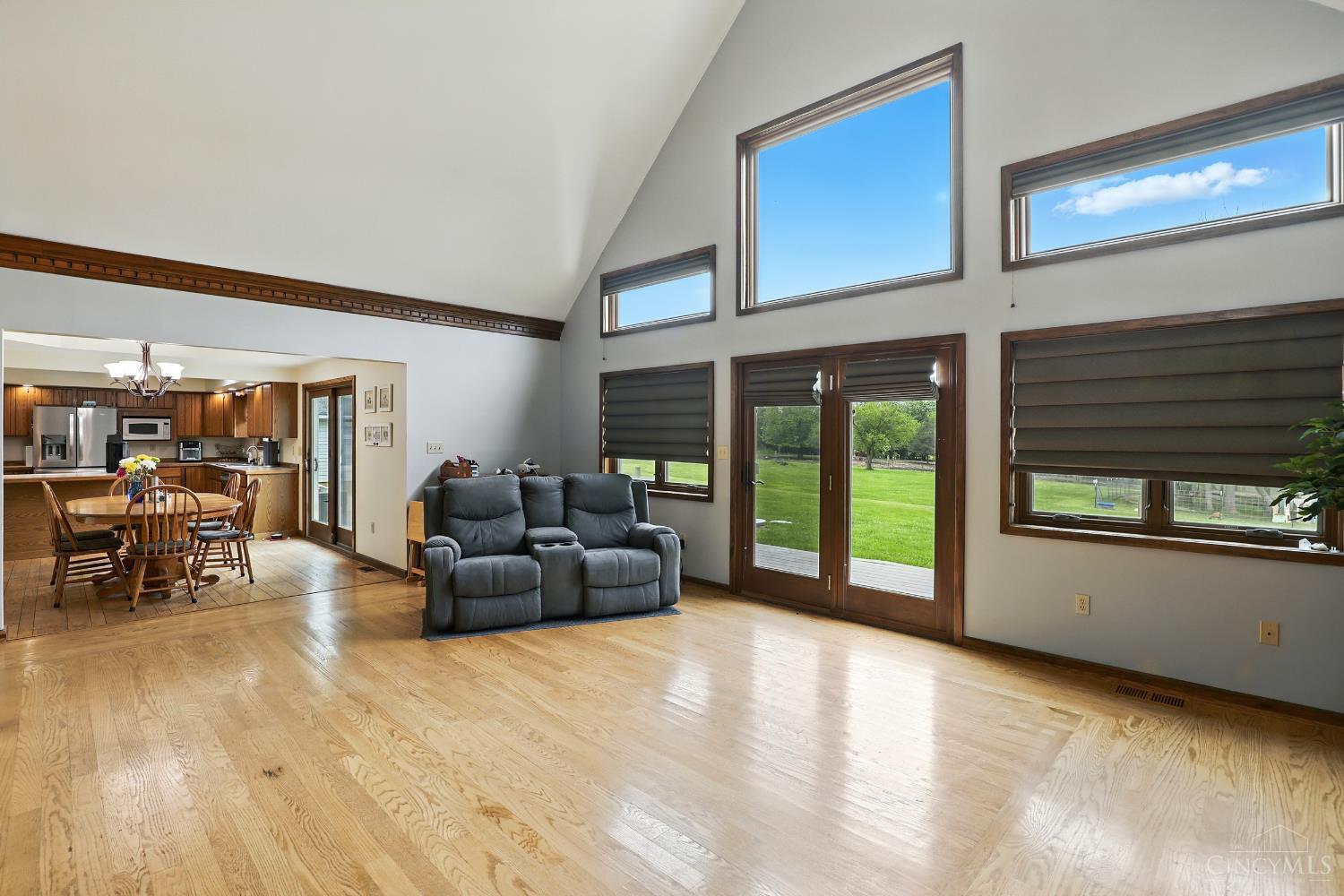 Farmersville, Ohio, 45325, United States, 3 Bedrooms Bedrooms, ,2 BathroomsBathrooms,Residential,For Sale,1856910