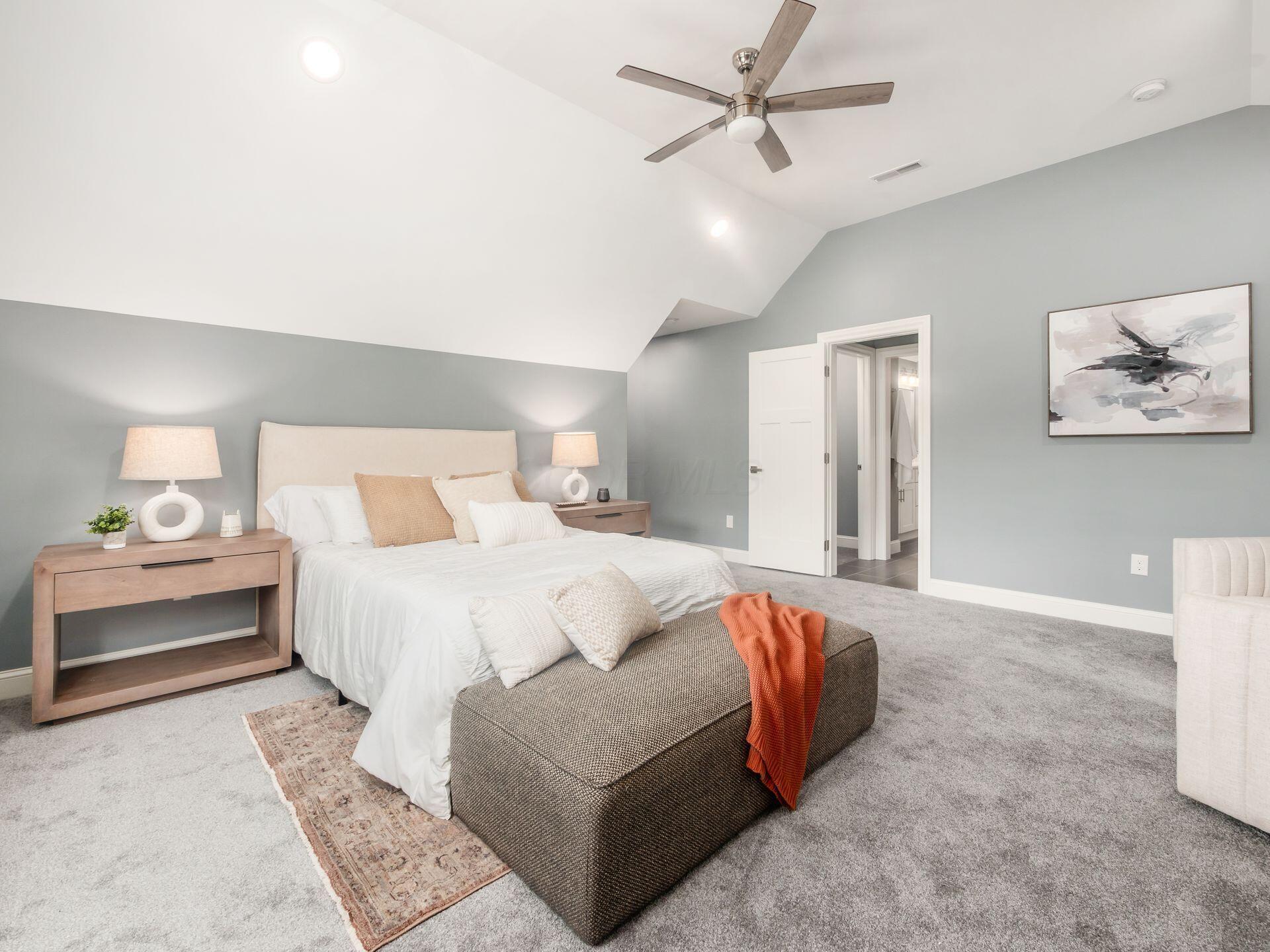 Columbus, Ohio, 43202, United States, 5 Bedrooms Bedrooms, ,4 BathroomsBathrooms,Residential,For Sale,1988321