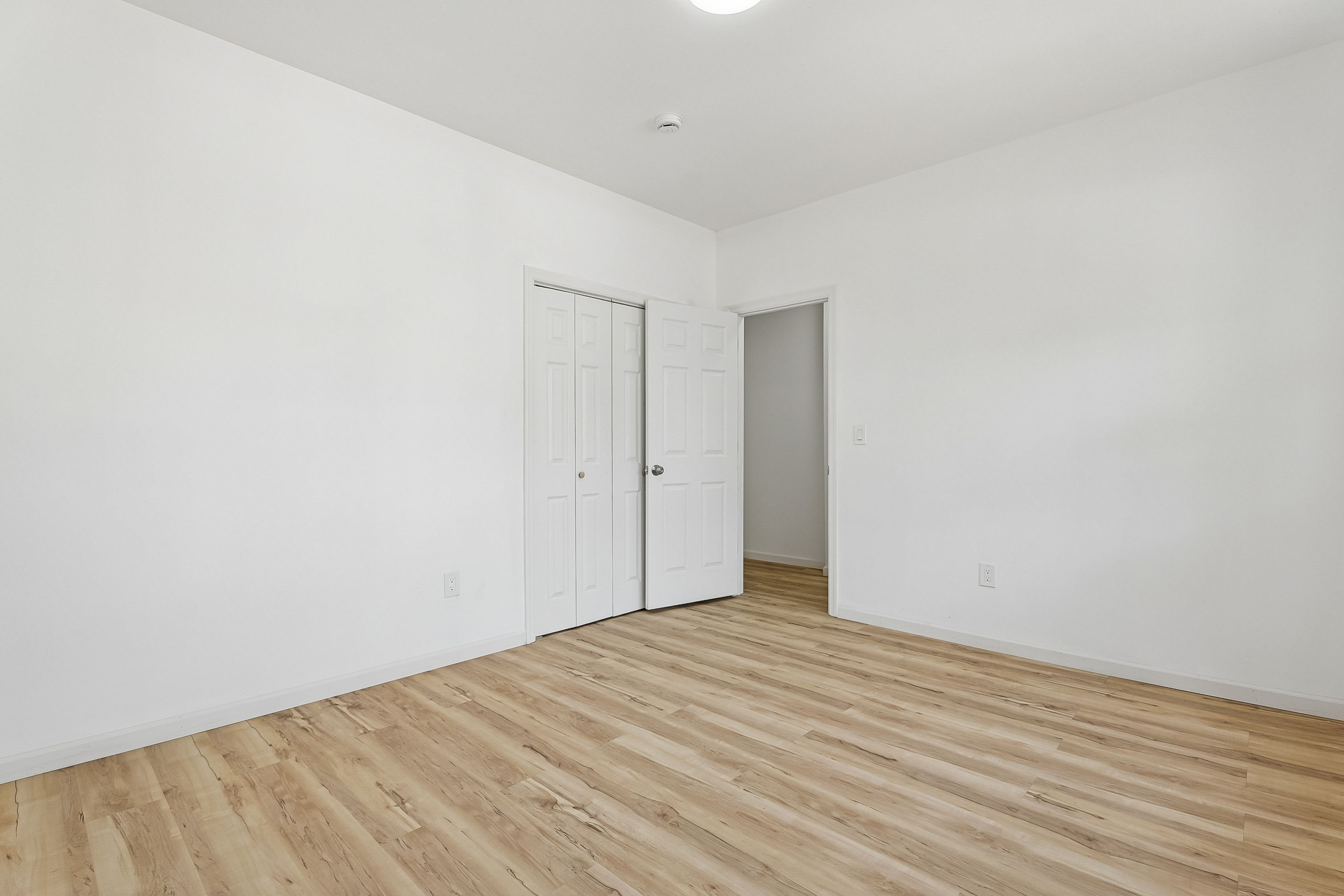  55 Hawkins Street, Newark, NJ 07105 - 物件實景