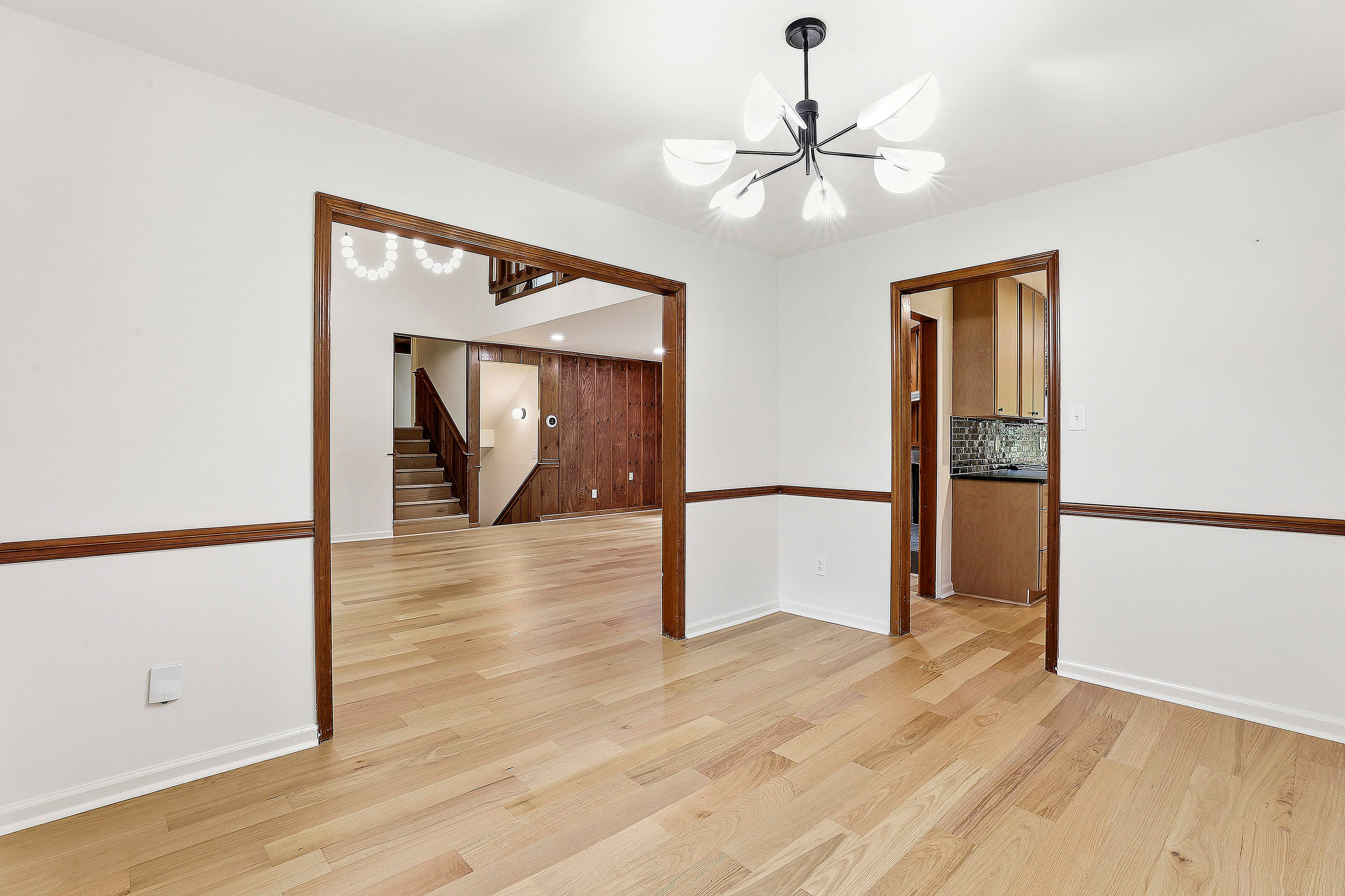  Picture Perfect Home Embodies Mid-century Elegance and Charm - 物件實景