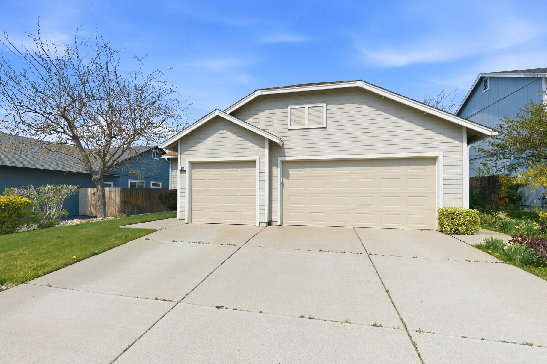  Turnkey Living with High Ceilings & Upgrades Throughout - 物件實景