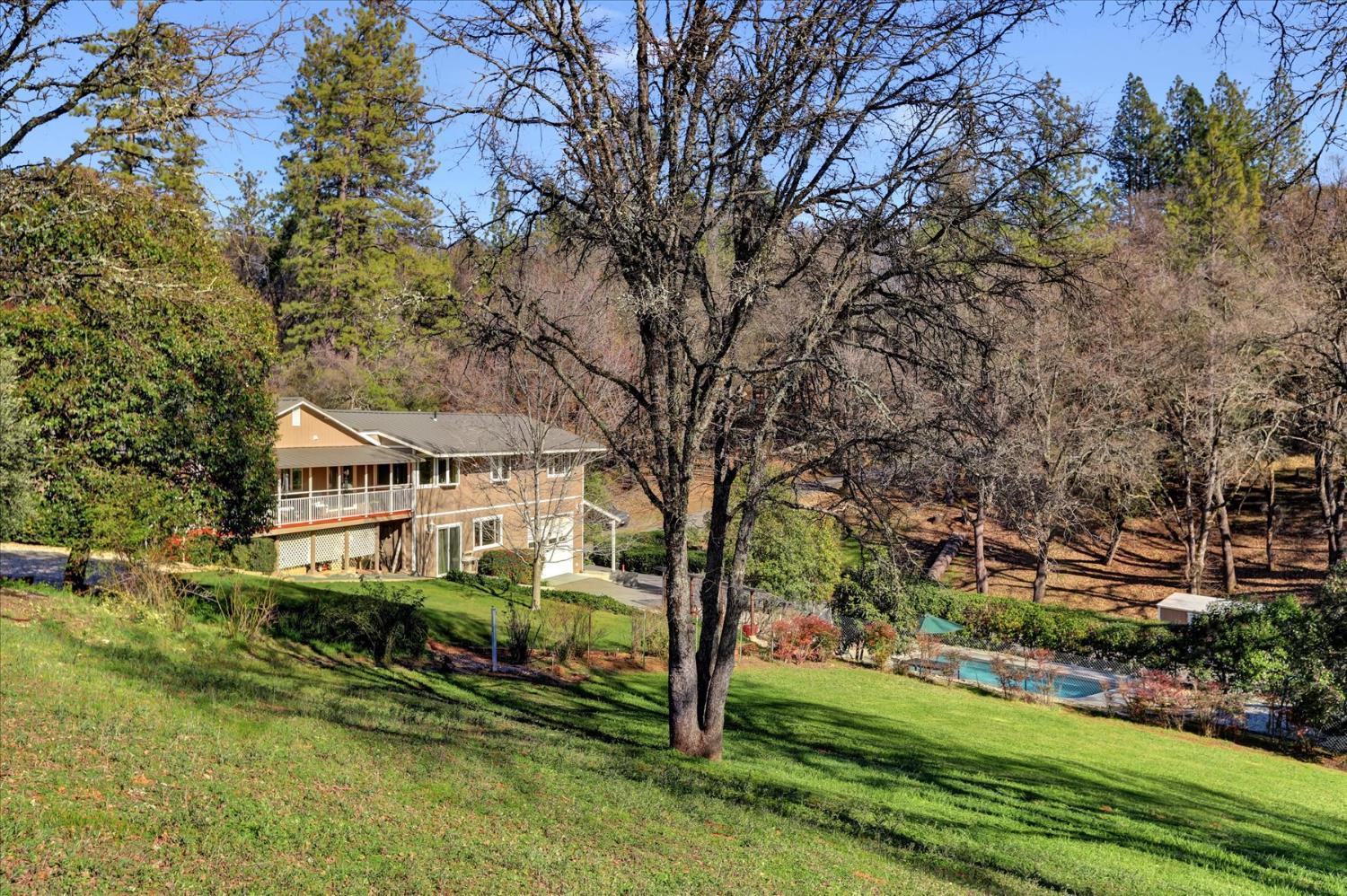 Grass Valley, California, 95949, United States, 4 Bedrooms Bedrooms, ,3 BathroomsBathrooms,Residential,For Sale,2015333