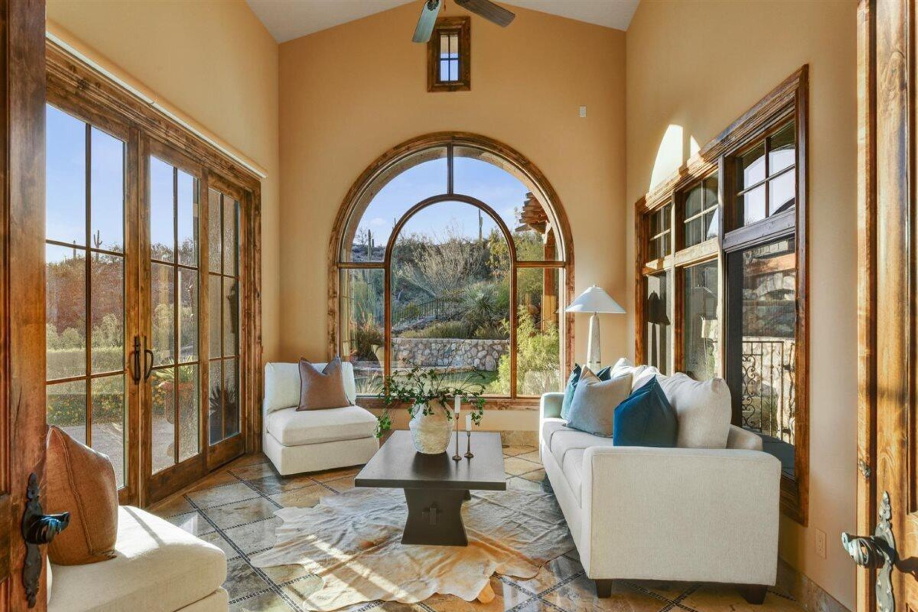  11068 E Canyon Cross Way  Scottsdale, AZ - 物件實景