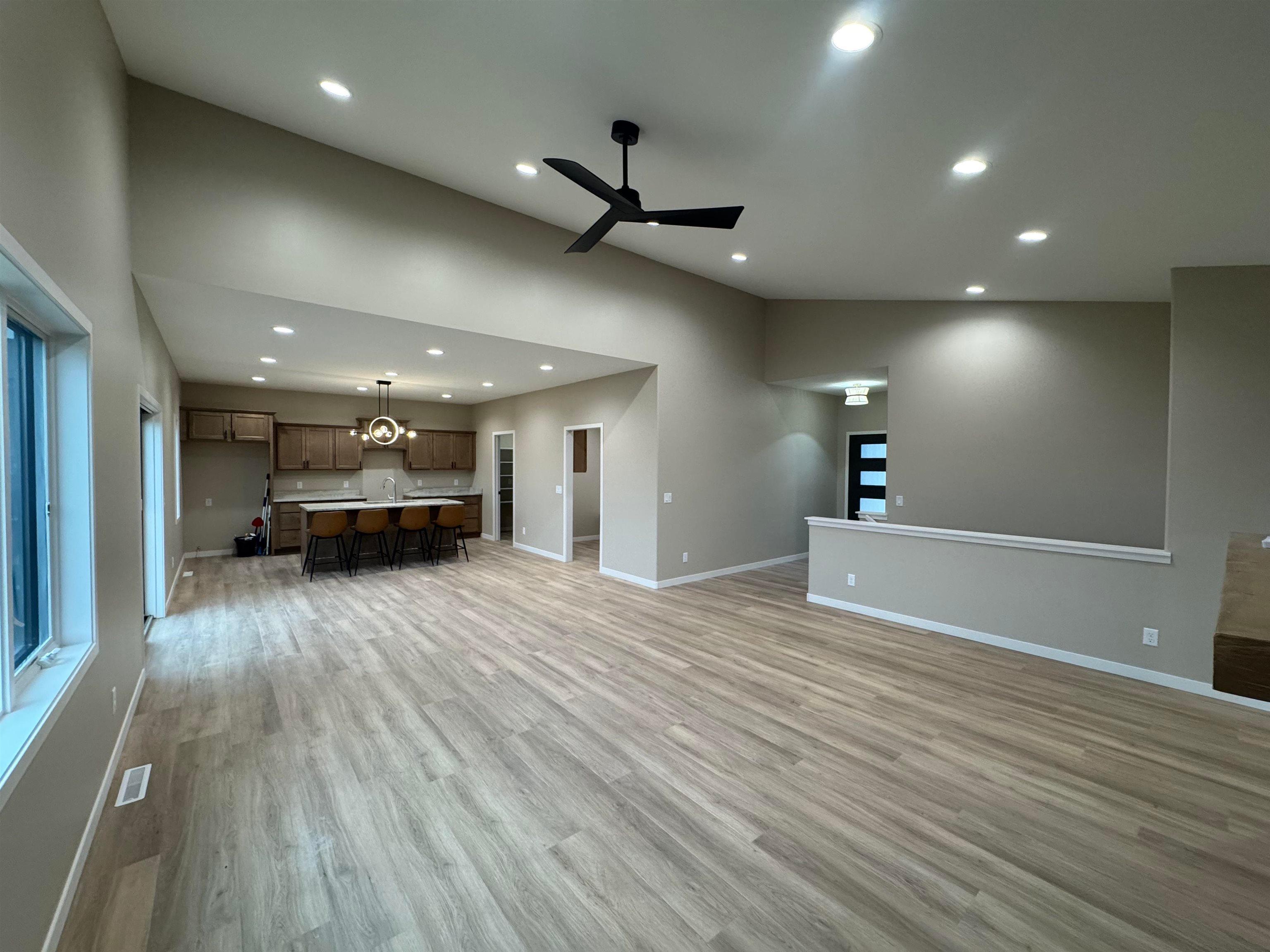 Norfolk, Nebraska, 68701, United States, 4 Bedrooms Bedrooms, ,3 BathroomsBathrooms,Residential,For Sale,1993341