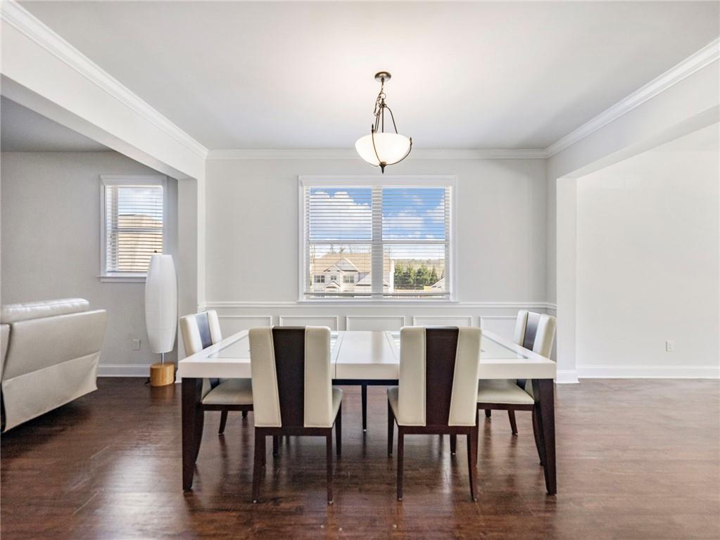 Cumming, Georgia, 30028, United States, 5 Bedrooms Bedrooms, ,4 BathroomsBathrooms,Residential,For Sale,2010449