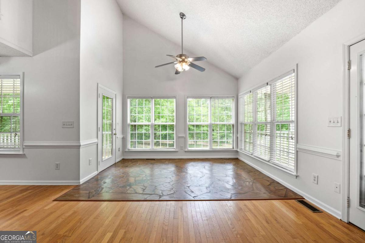 Jackson, Georgia, 30233, United States, 4 Bedrooms Bedrooms, ,3 BathroomsBathrooms,Residential,For Sale,1904373