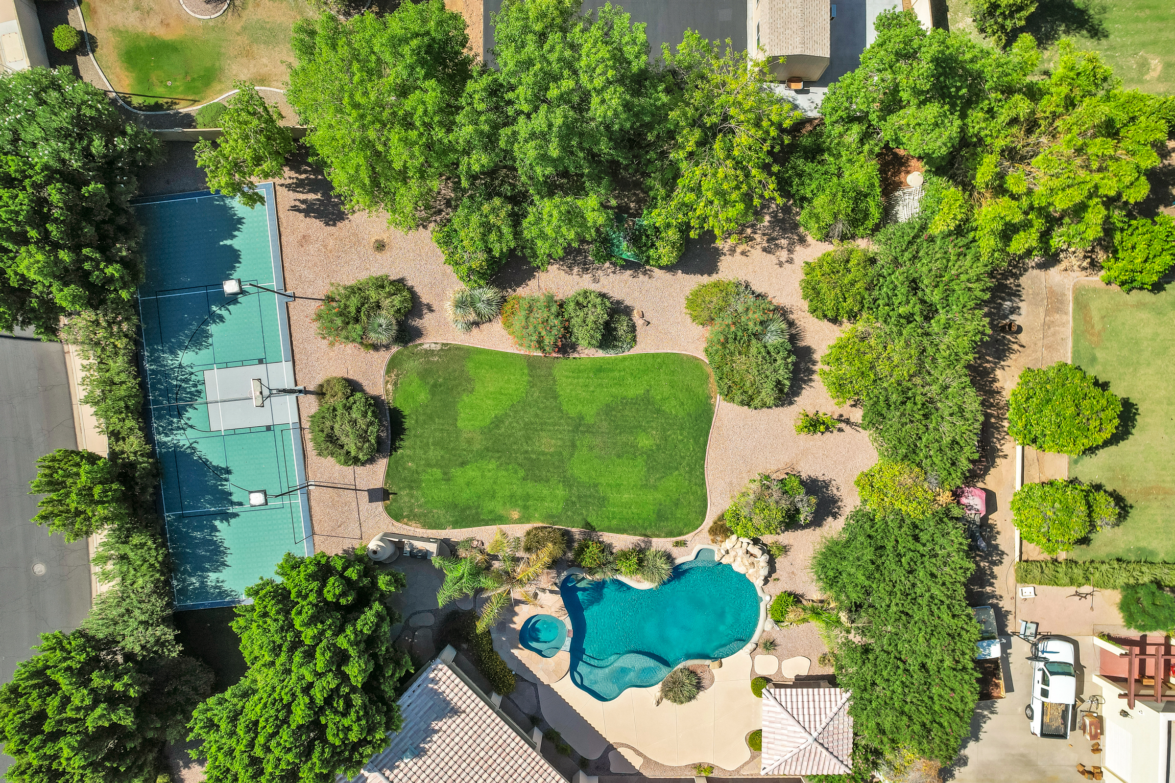Mesa, Arizona, 85205, United States, 6 Bedrooms Bedrooms, ,3 BathroomsBathrooms,Residential,For Sale,1900615