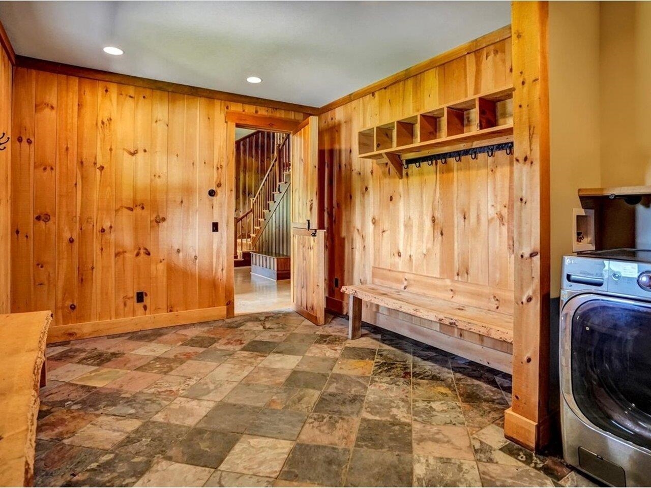 Morristown, Vermont, 05661, United States, 3 Bedrooms Bedrooms, ,3 BathroomsBathrooms,Residential,For Sale,1916736