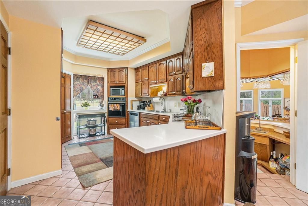 Atlanta, Georgia, 30311, United States, 5 Bedrooms Bedrooms, ,5 BathroomsBathrooms,Residential,For Sale,1909113