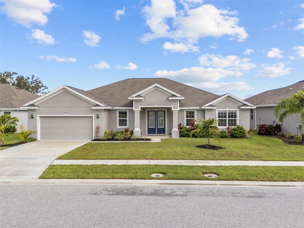 Winter Haven, Florida, 33881, United States, 4 Bedrooms Bedrooms, ,3 BathroomsBathrooms,Residential,For Sale,1957655