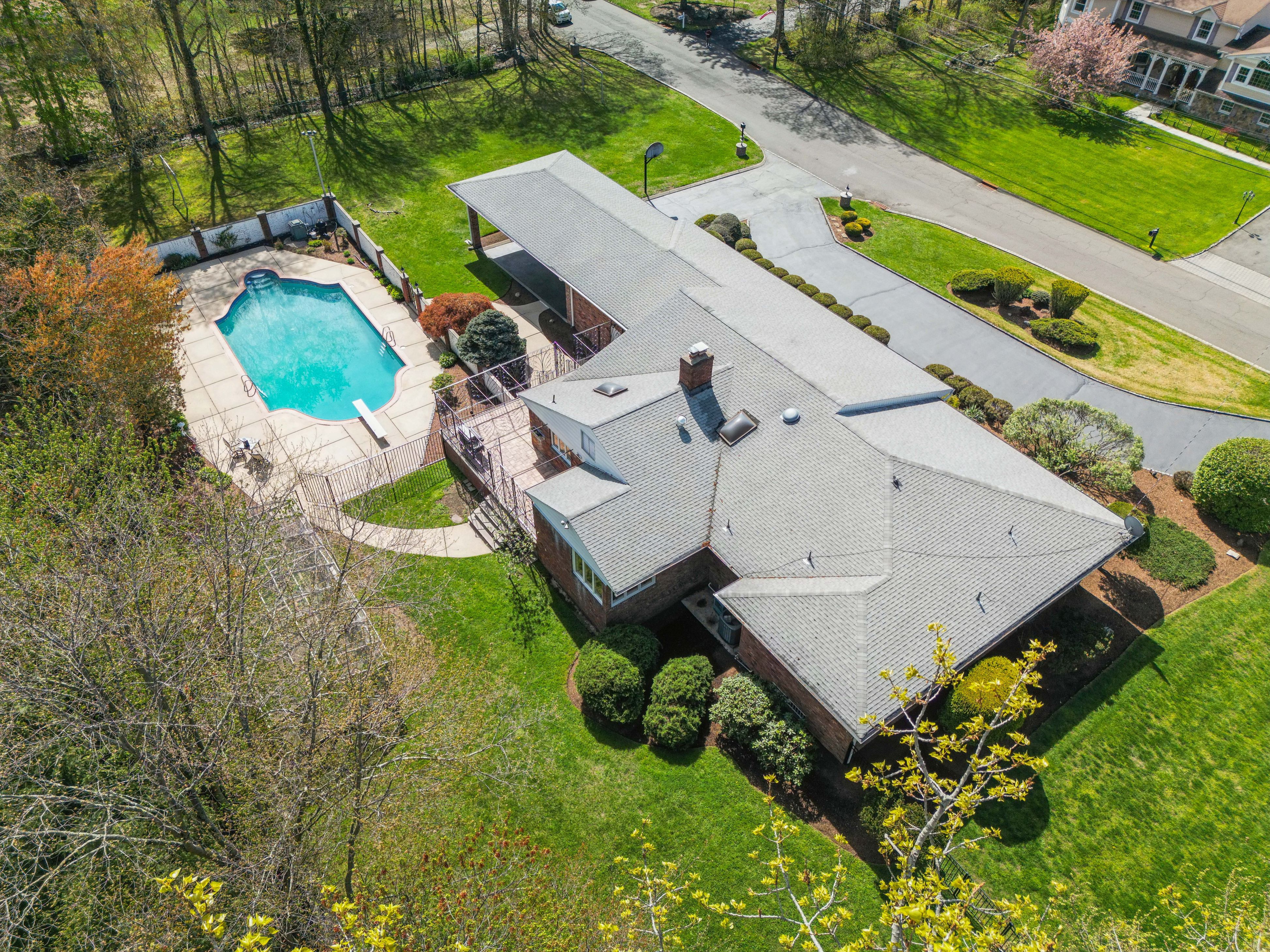  35 Grandview Avenue, Upper Saddle River, NJ 07458 - 物件實景