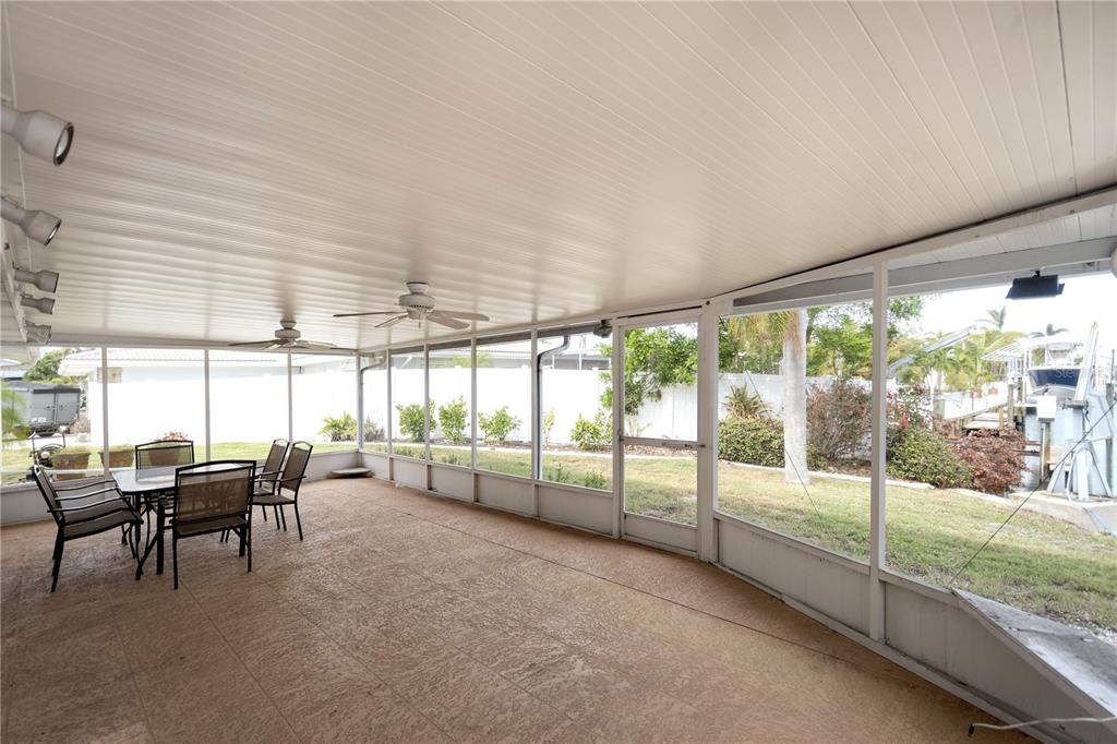 Bradenton, Florida, 34210, United States, 4 Bedrooms Bedrooms, ,2 BathroomsBathrooms,Residential,For Sale,1696879