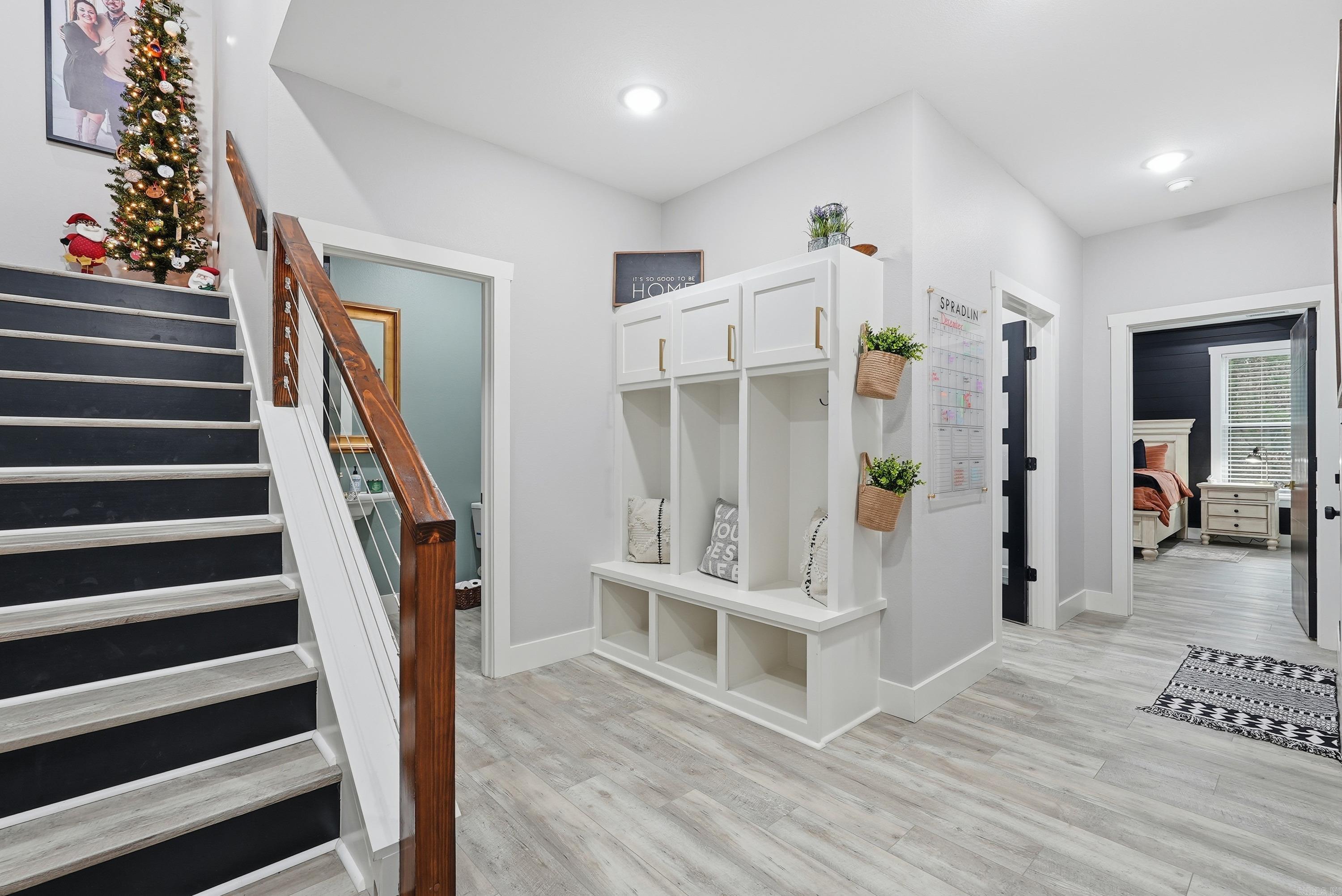 Morrilton, Arkansas, 72110, United States, 3 Bedrooms Bedrooms, ,4 BathroomsBathrooms,Residential,For Sale,2003394