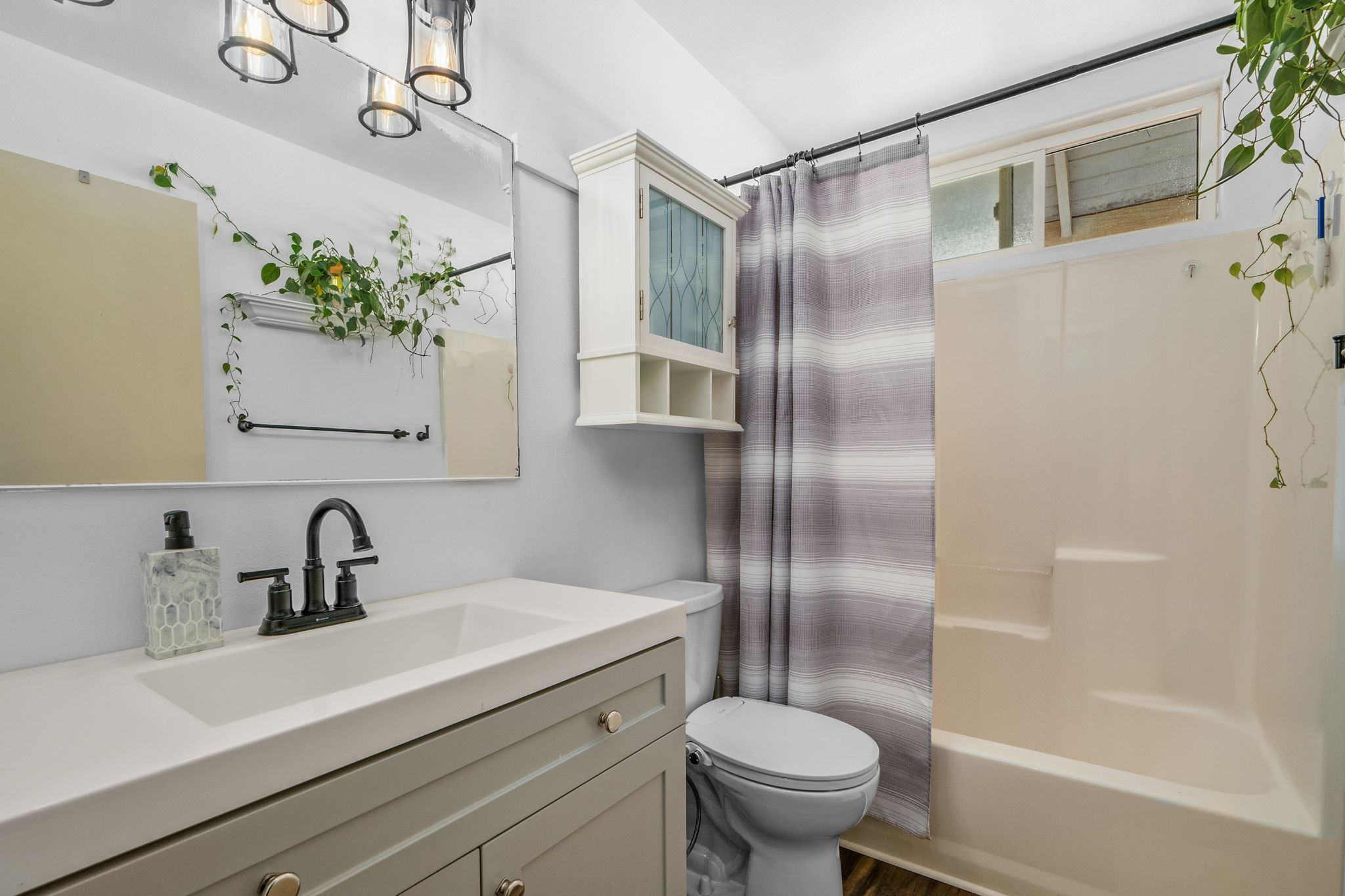 Lihue, Hawaii, 96766, United States, 3 Bedrooms Bedrooms, ,2 BathroomsBathrooms,Residential,For Sale,1908189