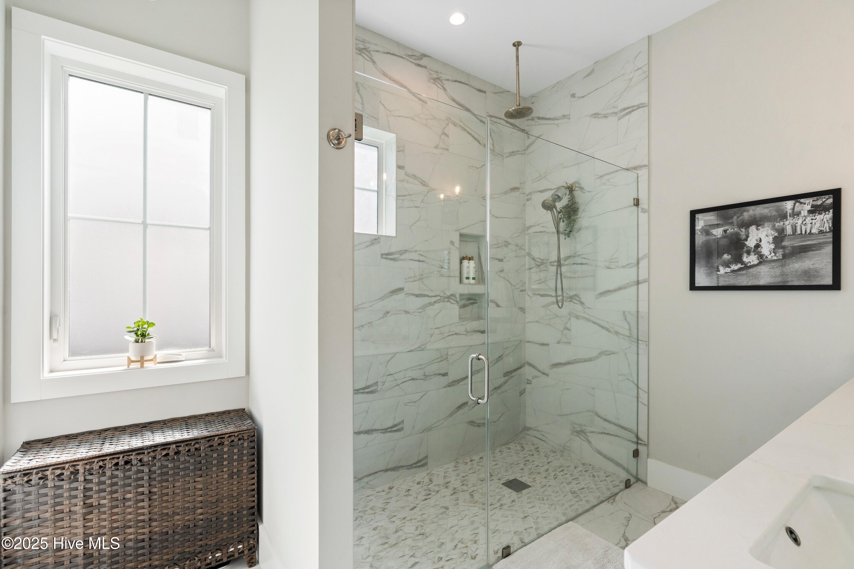 Wilmington, North Carolina, 28411, United States, 4 Bedrooms Bedrooms, ,5 BathroomsBathrooms,Residential,For Sale,1992122