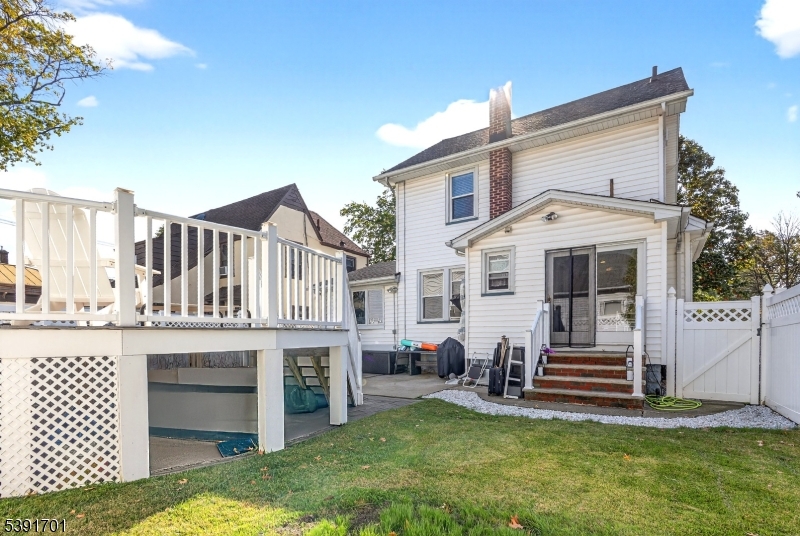 Roselle Park Boro, New Jersey, 07204, United States, 4 Bedrooms Bedrooms, ,3 BathroomsBathrooms,Residential,For Sale,1970229