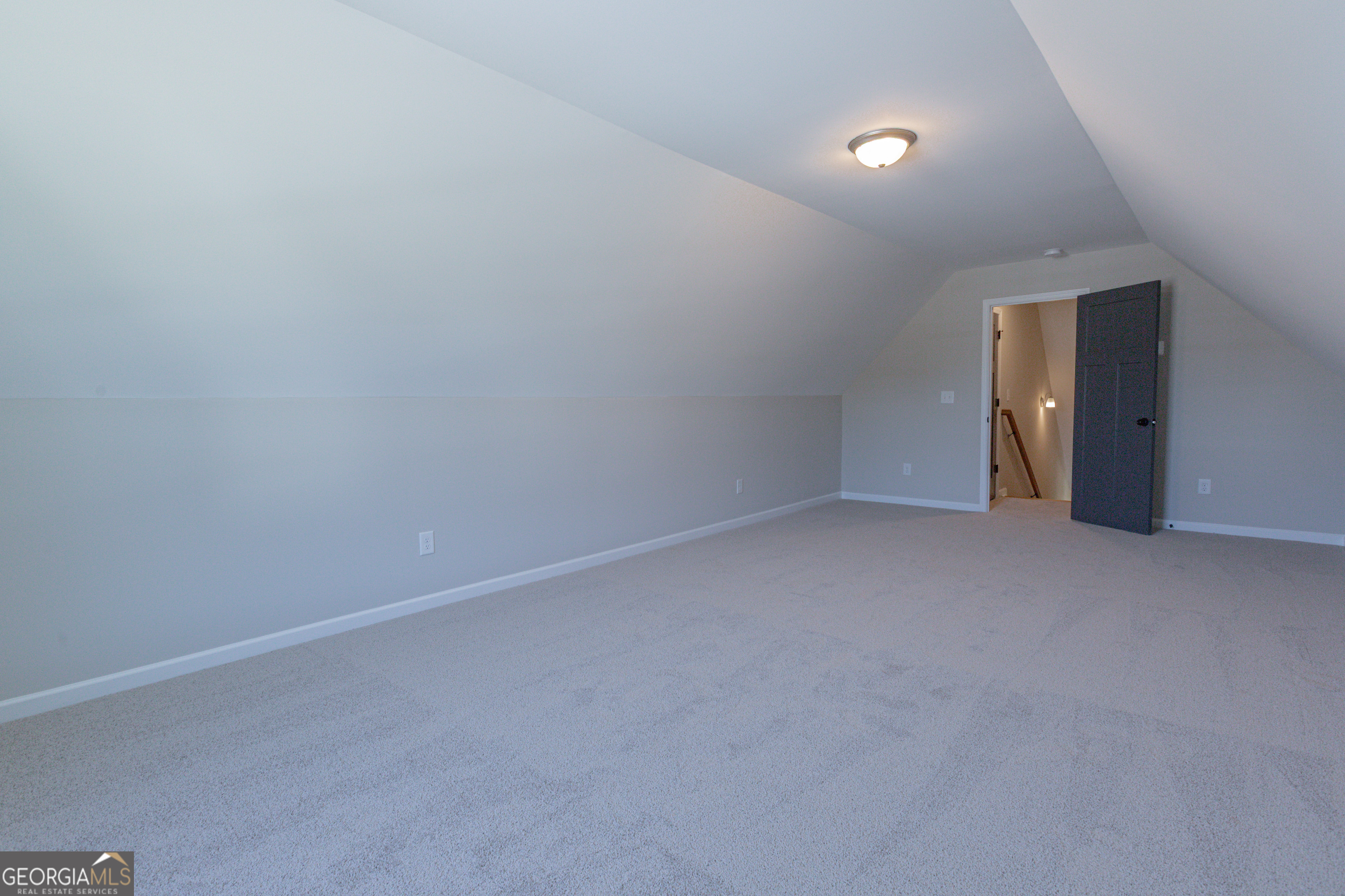 Senoia, Georgia, 30276, United States, 4 Bedrooms Bedrooms, ,3 BathroomsBathrooms,Residential,For Sale,1987770