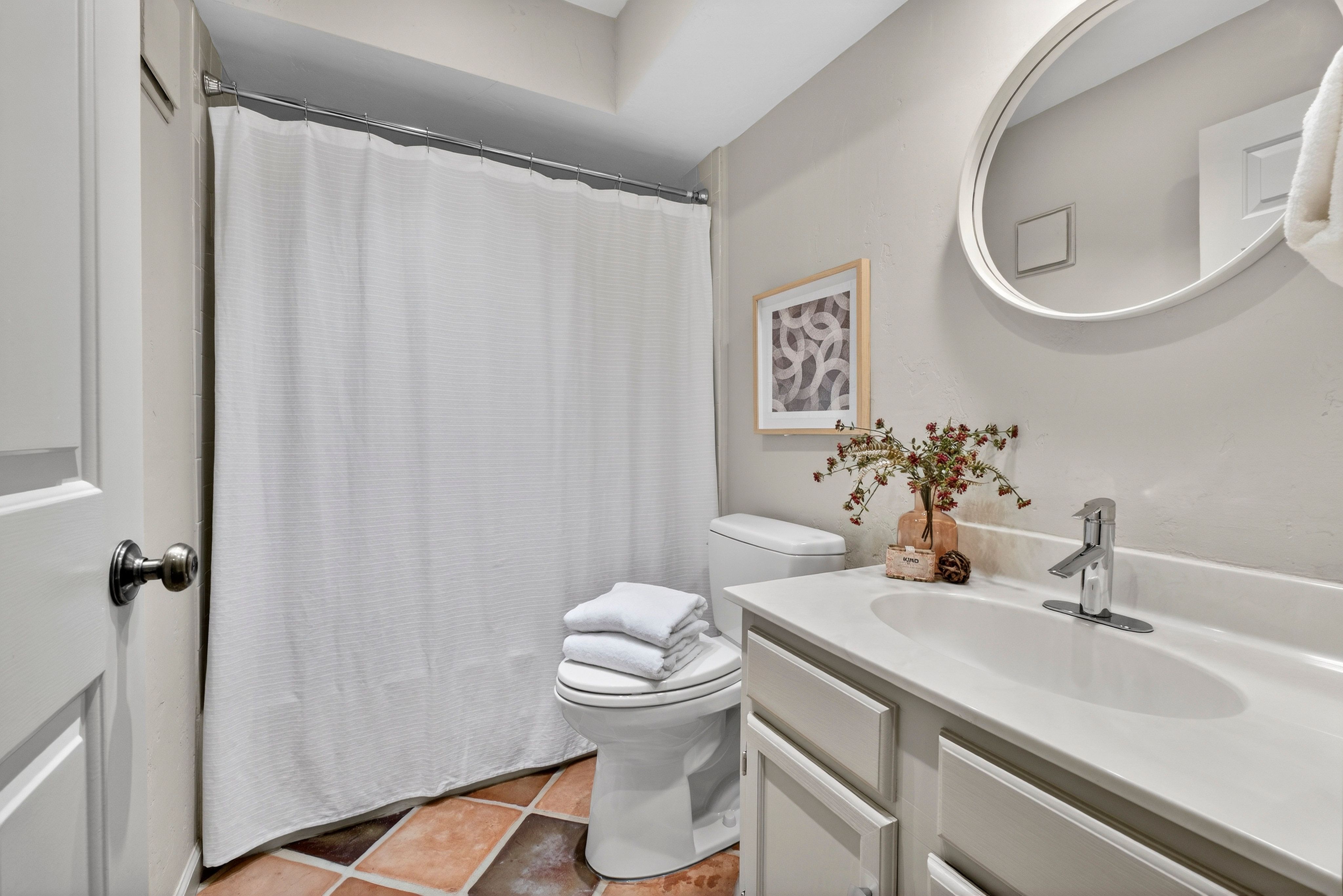  Charming Clayton Condo in an Exceptional Location - 物件實景