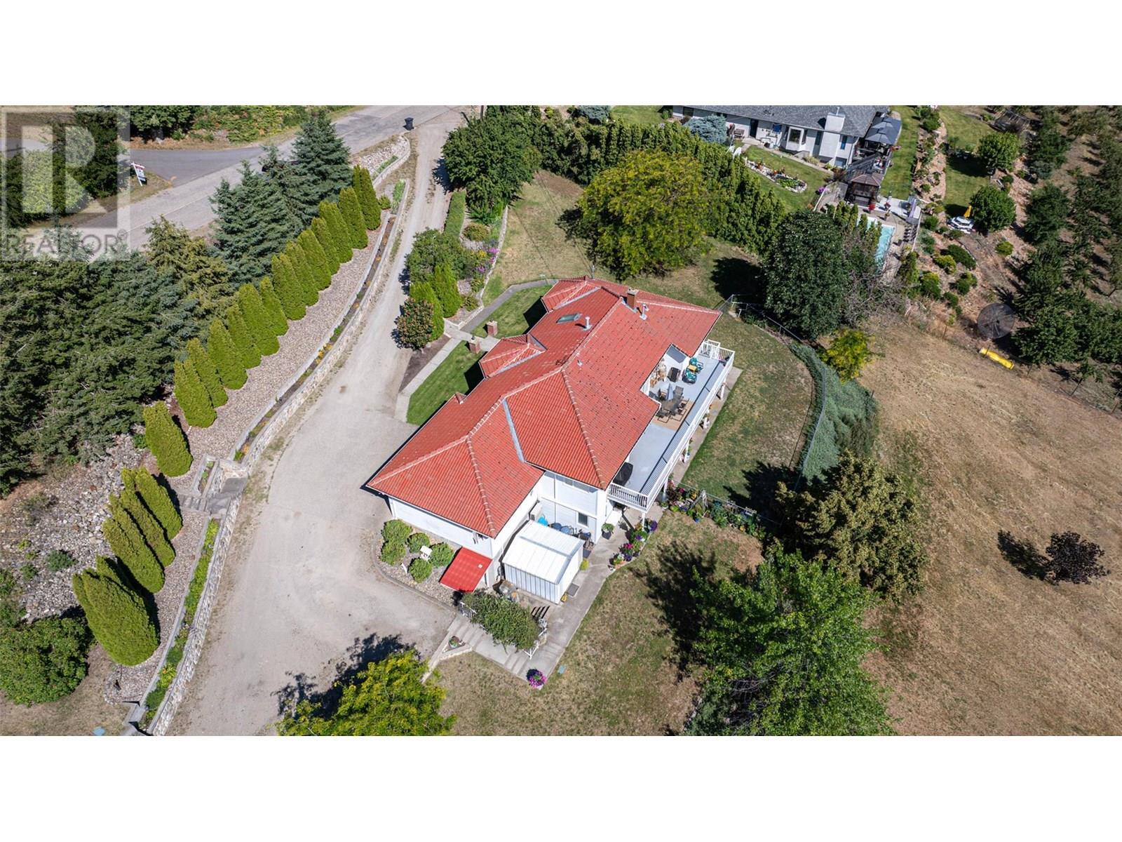 VERNON, British Columbia, V1H 1X1, CA, 4 Bedrooms Bedrooms, ,3 BathroomsBathrooms,Residential,For Sale,1948801