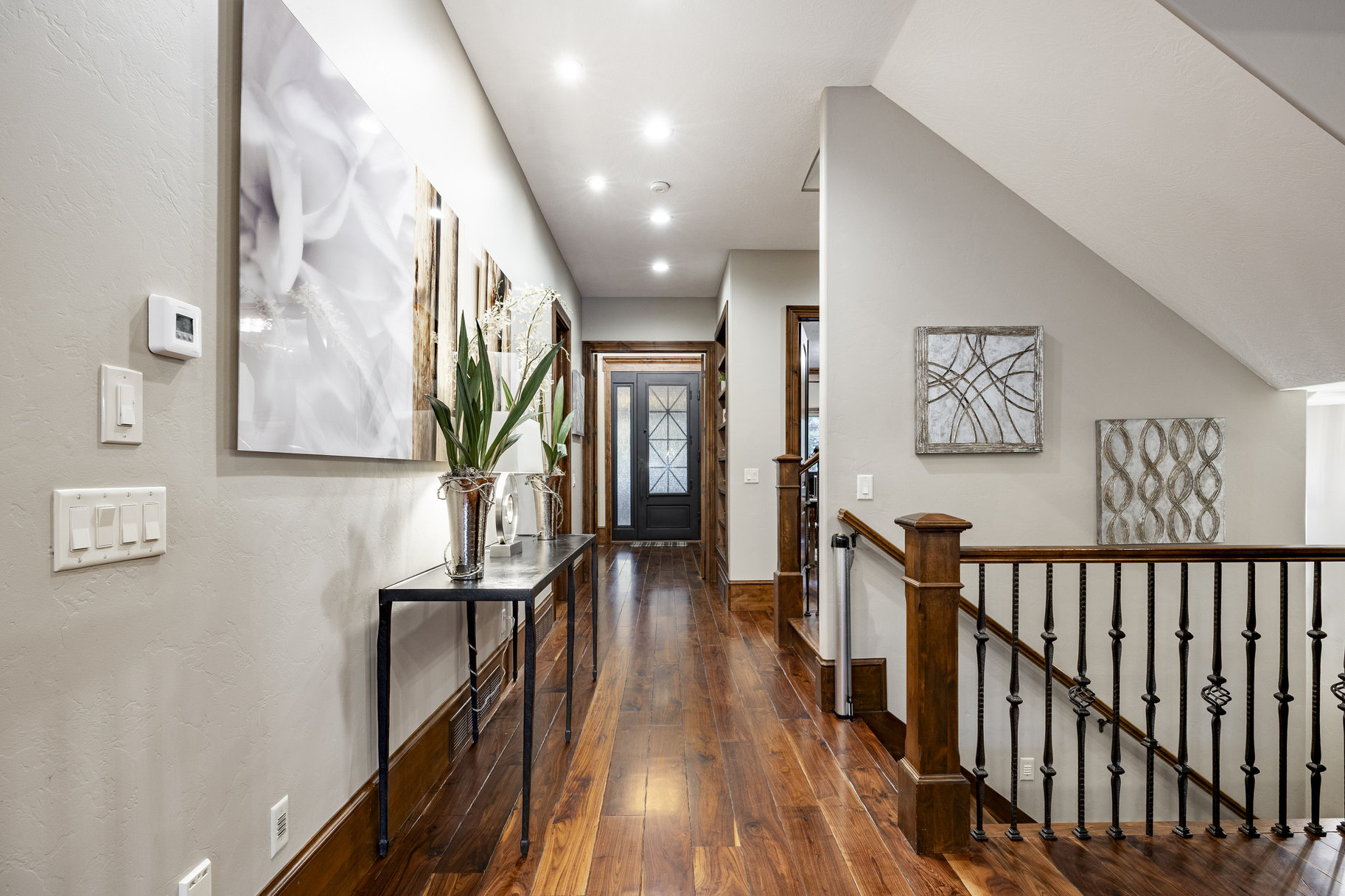  Gated West Jordan 2 Story Estate with 10 Car Garage and Swimming Pool - 物件實景