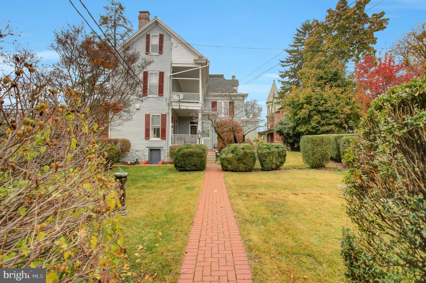 144 W Main Street, Waynesboro, Pennsylvania, 17268, United States, 7 Bedrooms Bedrooms, ,4 BathroomsBathrooms,Residential,For Sale,144 W Main Street,1662574