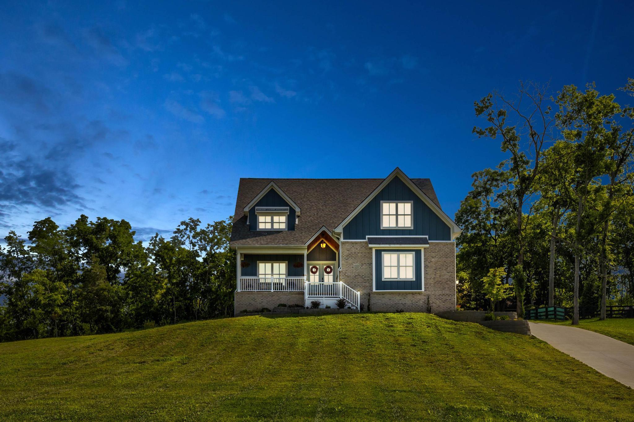 Richmond, Kentucky, 40475, United States, 4 Bedrooms Bedrooms, ,6 BathroomsBathrooms,Residential,For Sale,1971513