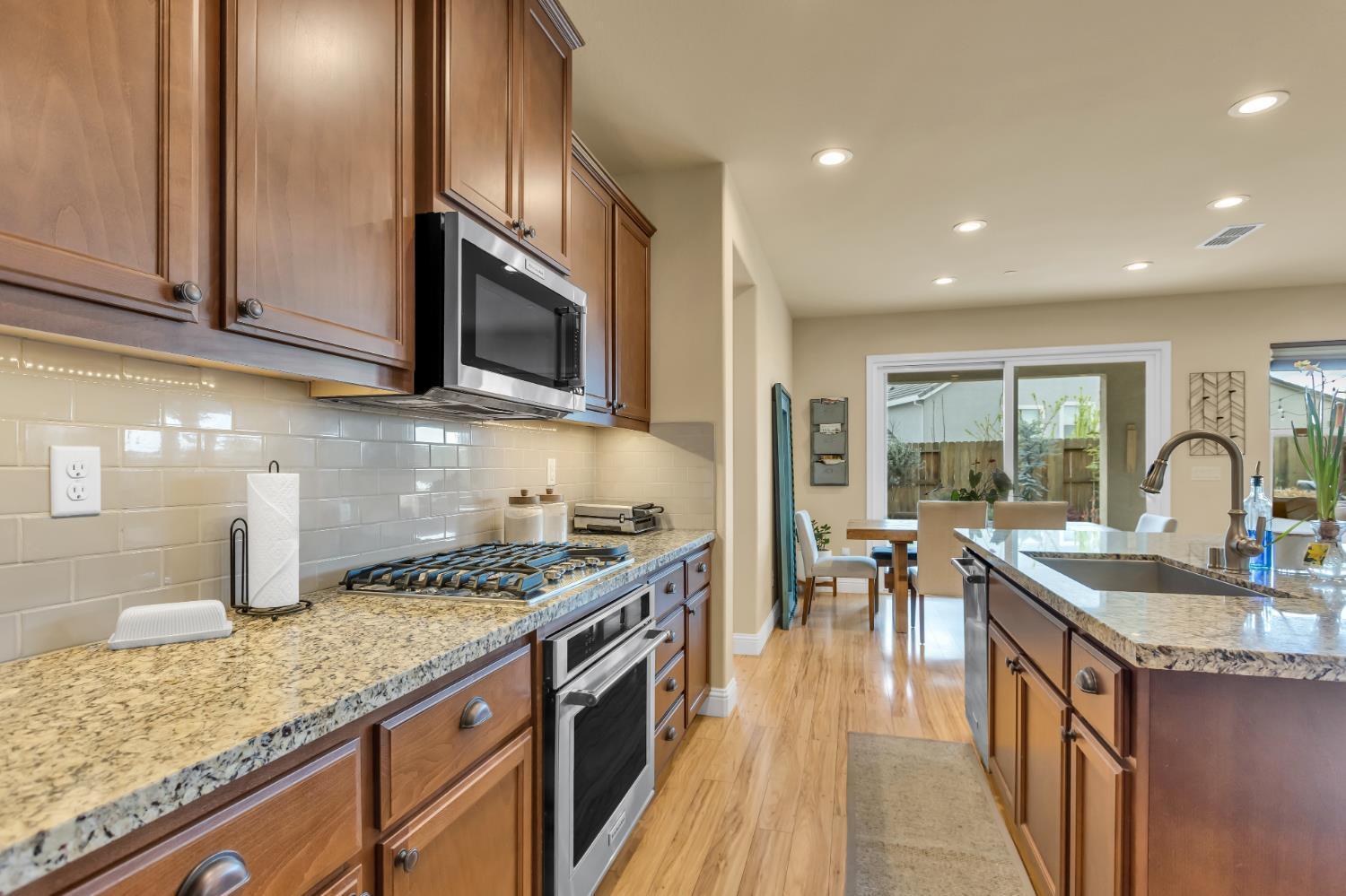 Rocklin, California, 95765, United States, 4 Bedrooms Bedrooms, ,3 BathroomsBathrooms,Residential,For Sale,1914175