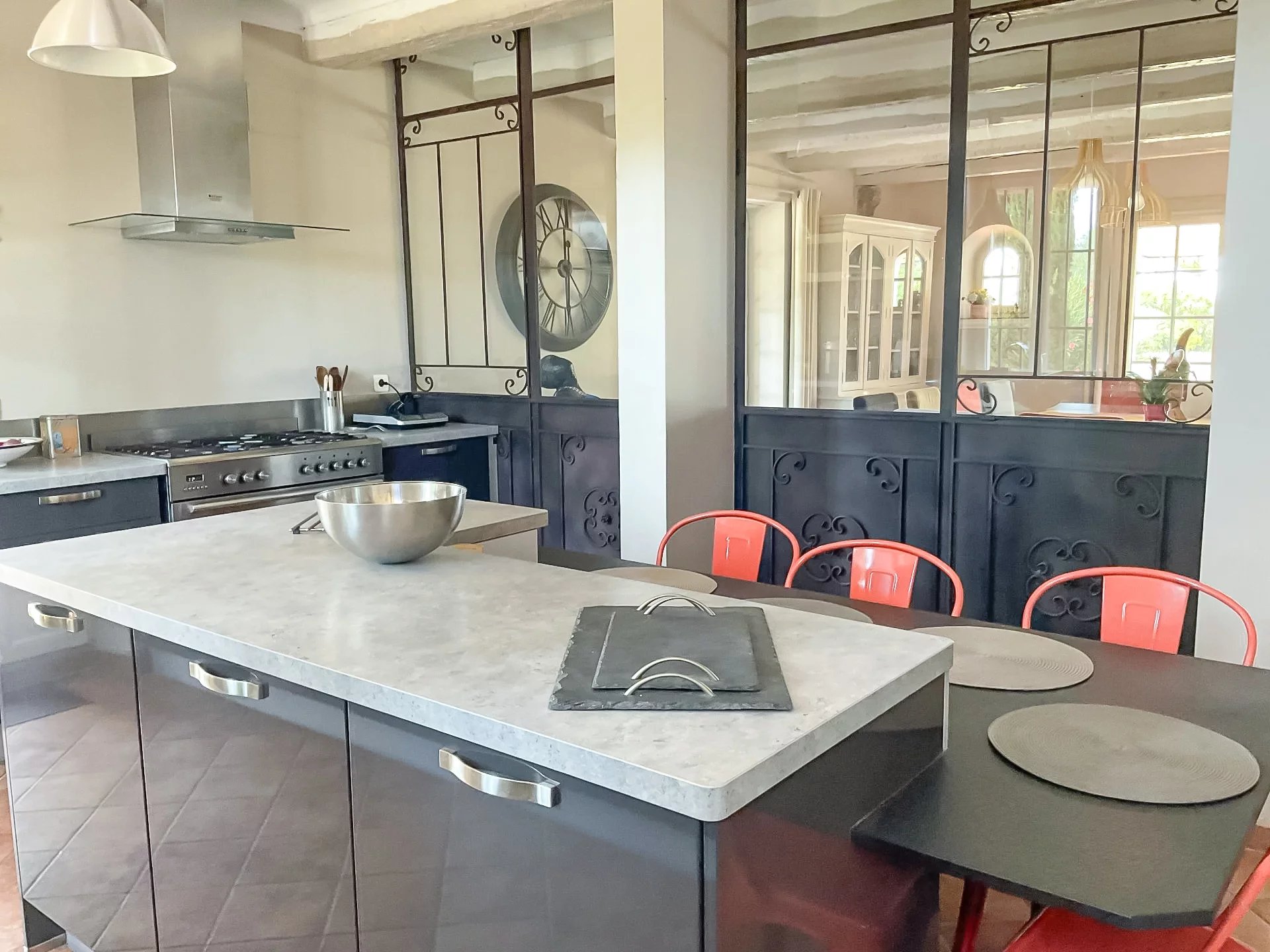 Solliès-Pont, Provence-Alpes-Côte d’Azur, 83210, FR, 5 Bedrooms Bedrooms, ,6 BathroomsBathrooms,Residential,For Sale,1907587