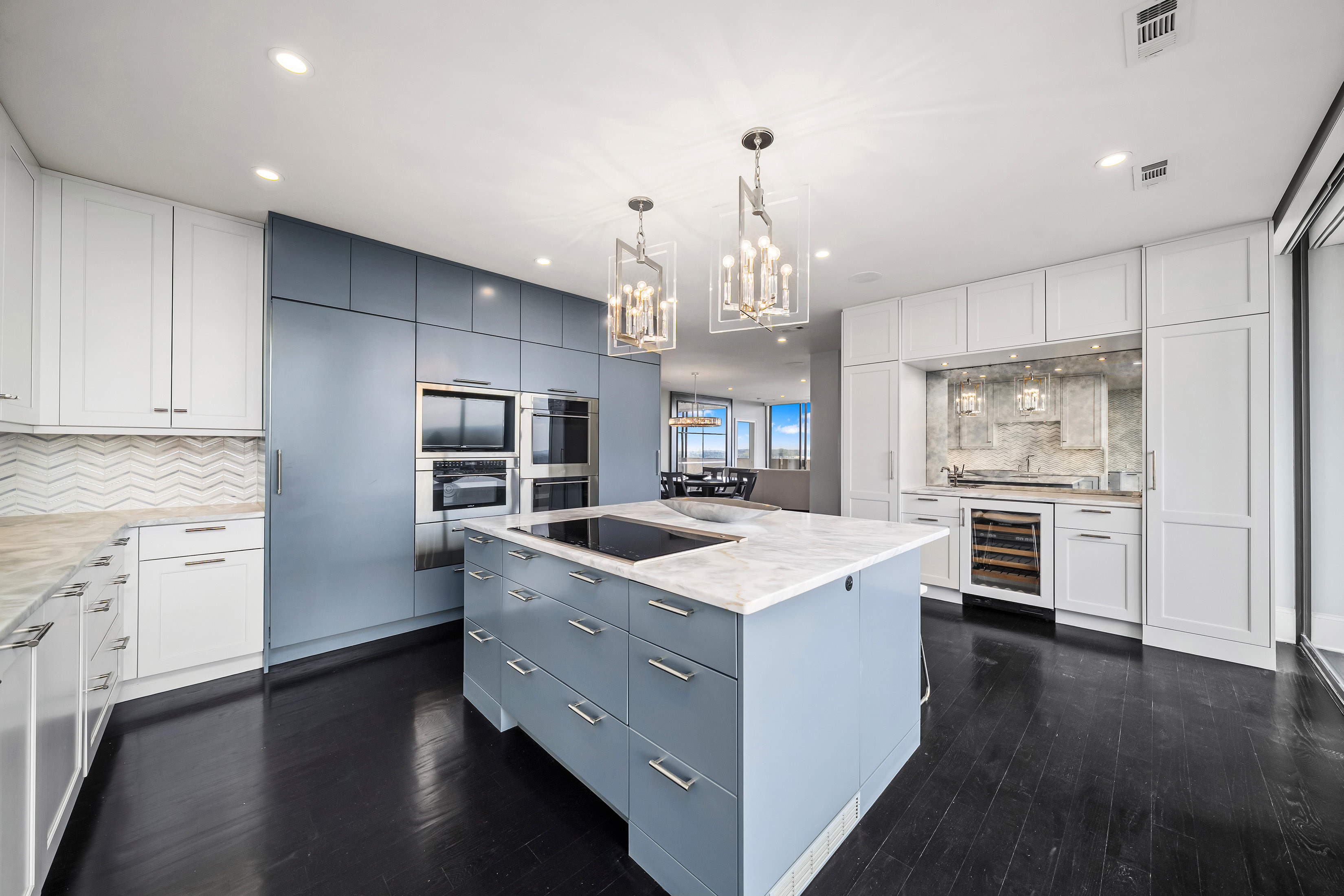  Fully Renovated Residence with Stunning Skyline Views - 物件實景