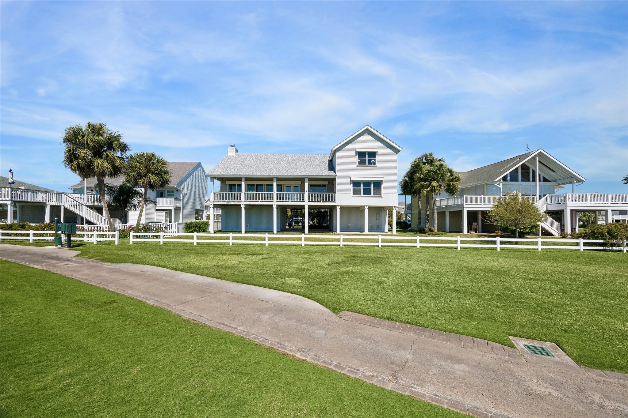  14055 Grambo Boulevard - 物件實景