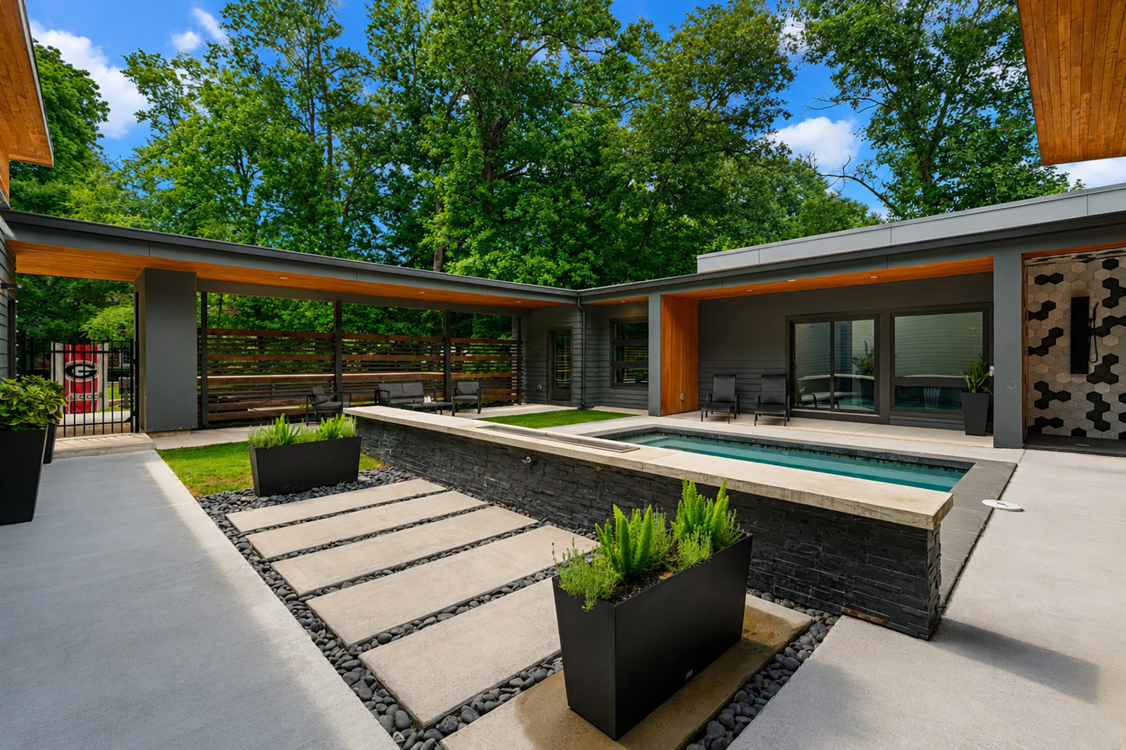  Modern Luxury Meets Nature in the Heart of Roswell - 物件實景