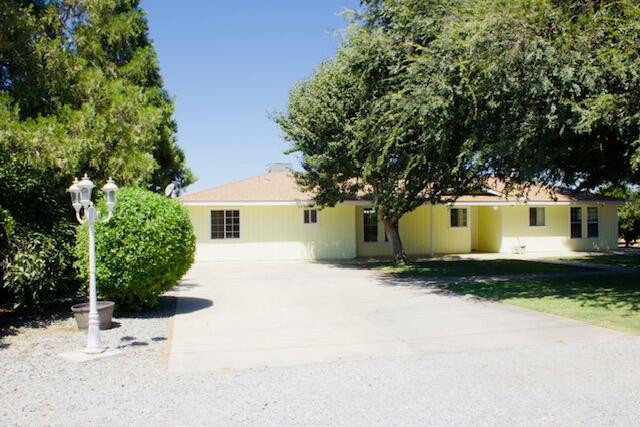 Lindsay, California, 93247, United States, 4 Bedrooms Bedrooms, ,2 BathroomsBathrooms,Residential,For Sale,1982770