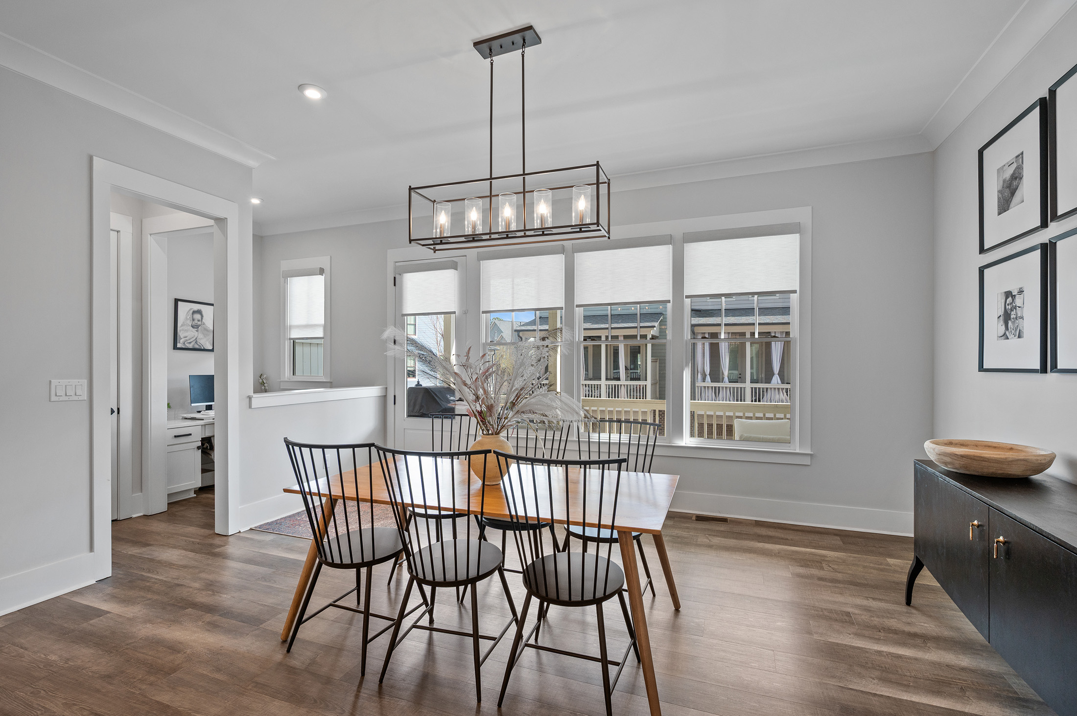  Three Bedroom Roswell Townhome Blends Comfort, Convenience and Style - 物件實景