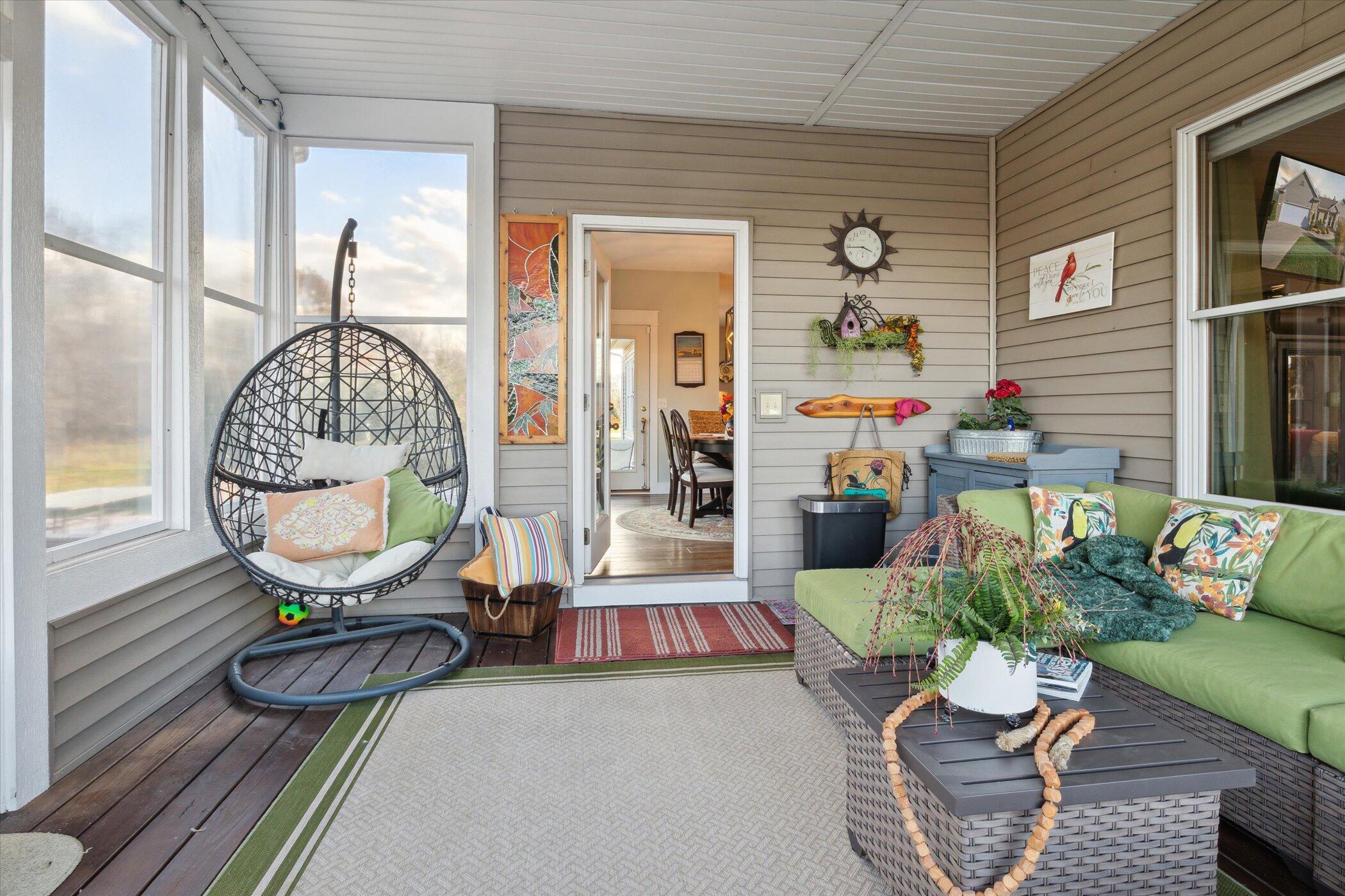 Edwardsburg, Michigan, 49112, United States, 4 Bedrooms Bedrooms, ,4 BathroomsBathrooms,Residential,For Sale,1989598