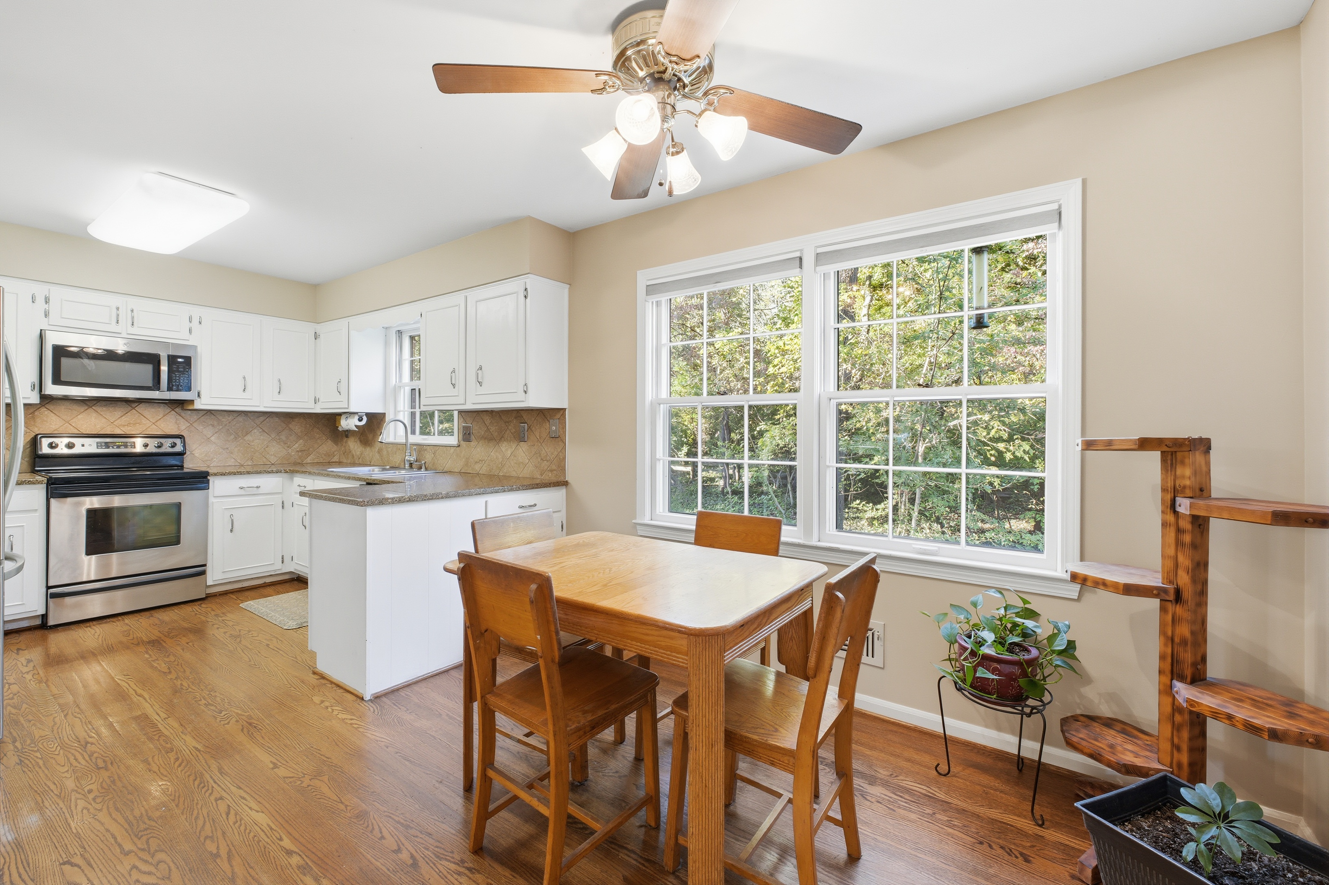  2324 Thornhill Road, Louisville, KY 40222 - 物件實景