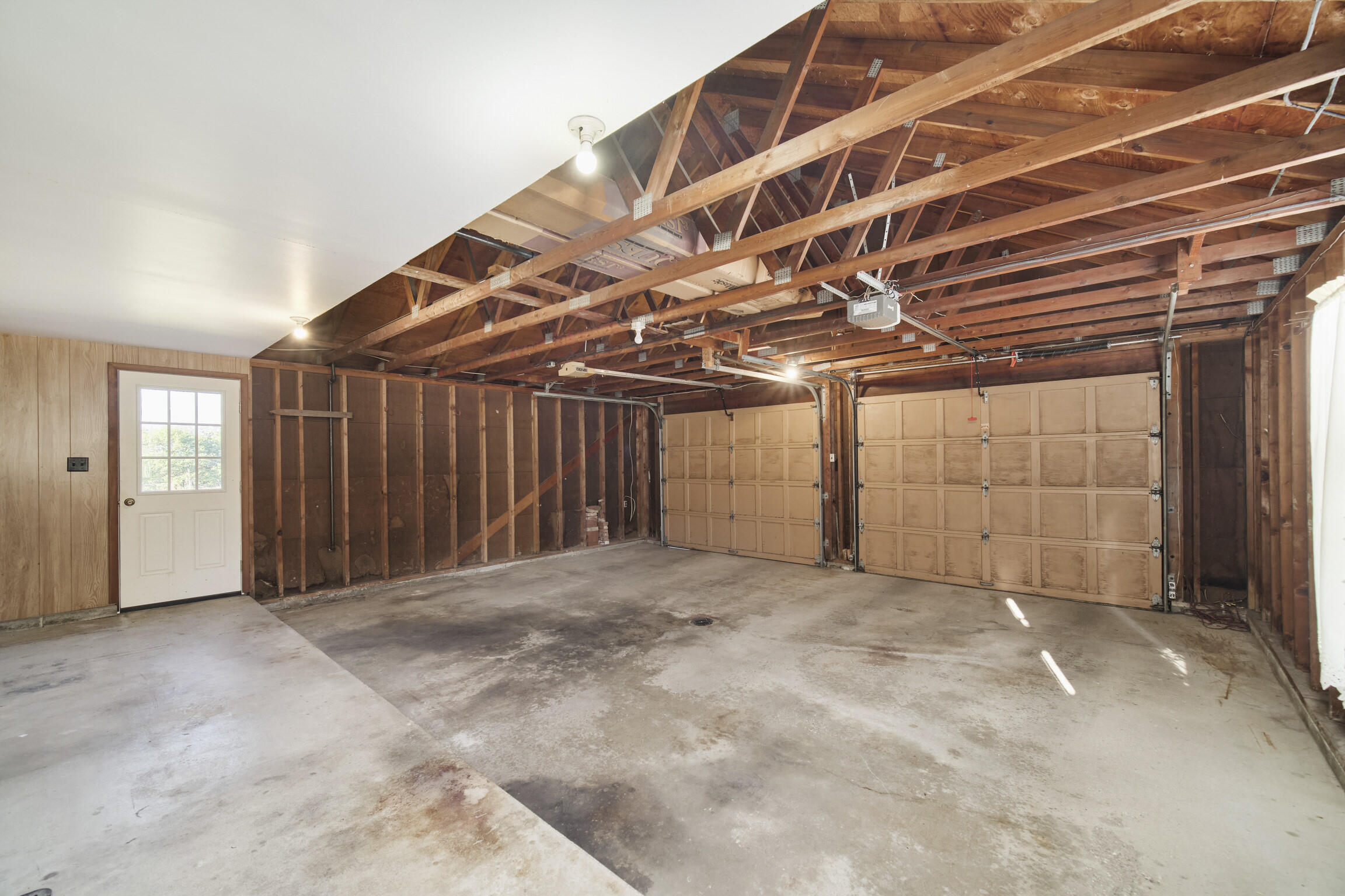 Manistee, Michigan, 49660, United States, 4 Bedrooms Bedrooms, ,3 BathroomsBathrooms,Residential,For Sale,1975705